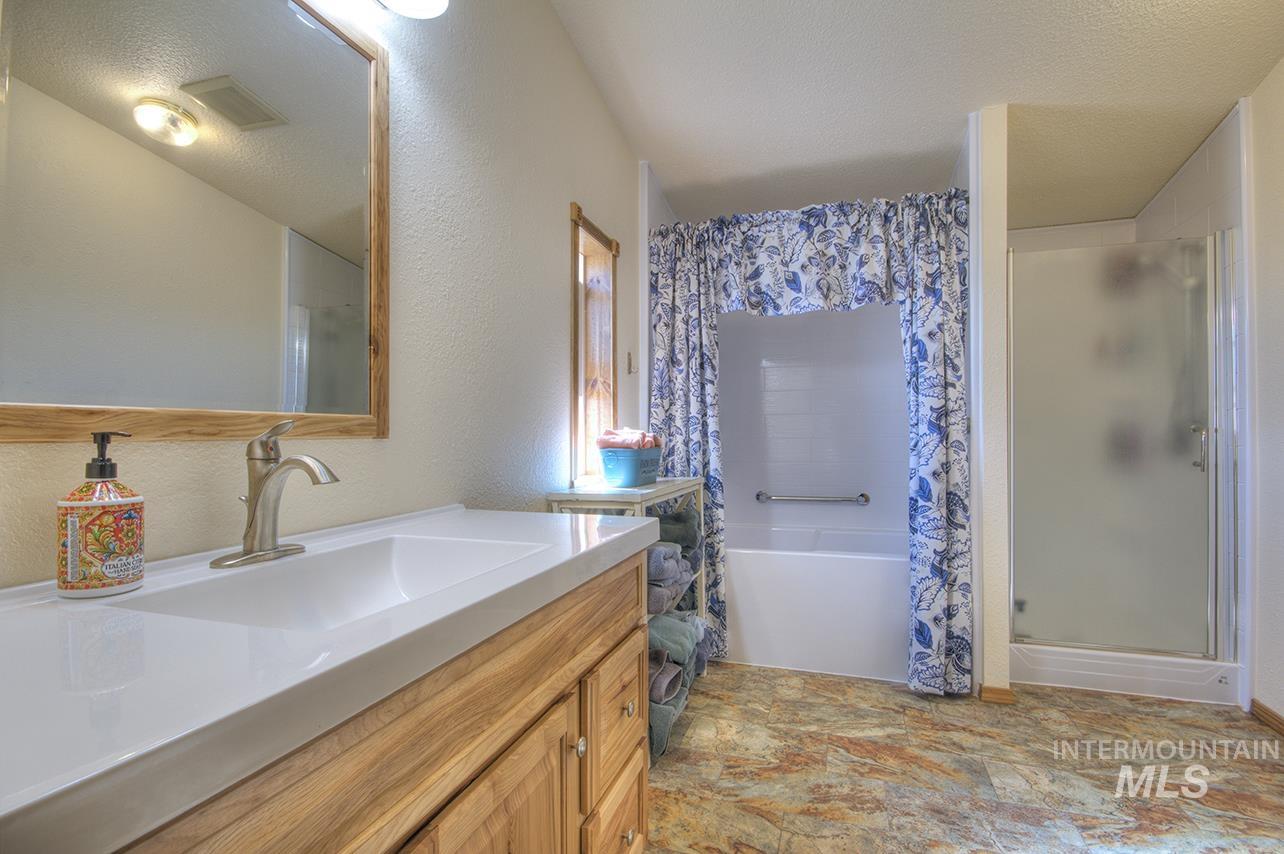 2625 Berglund Rd. Property Photo 20