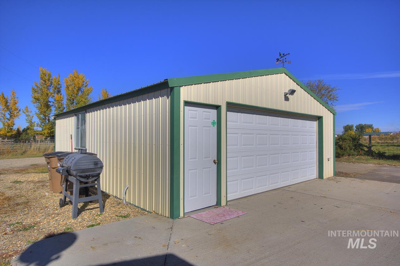 2625 Berglund Rd. Property Photo 26