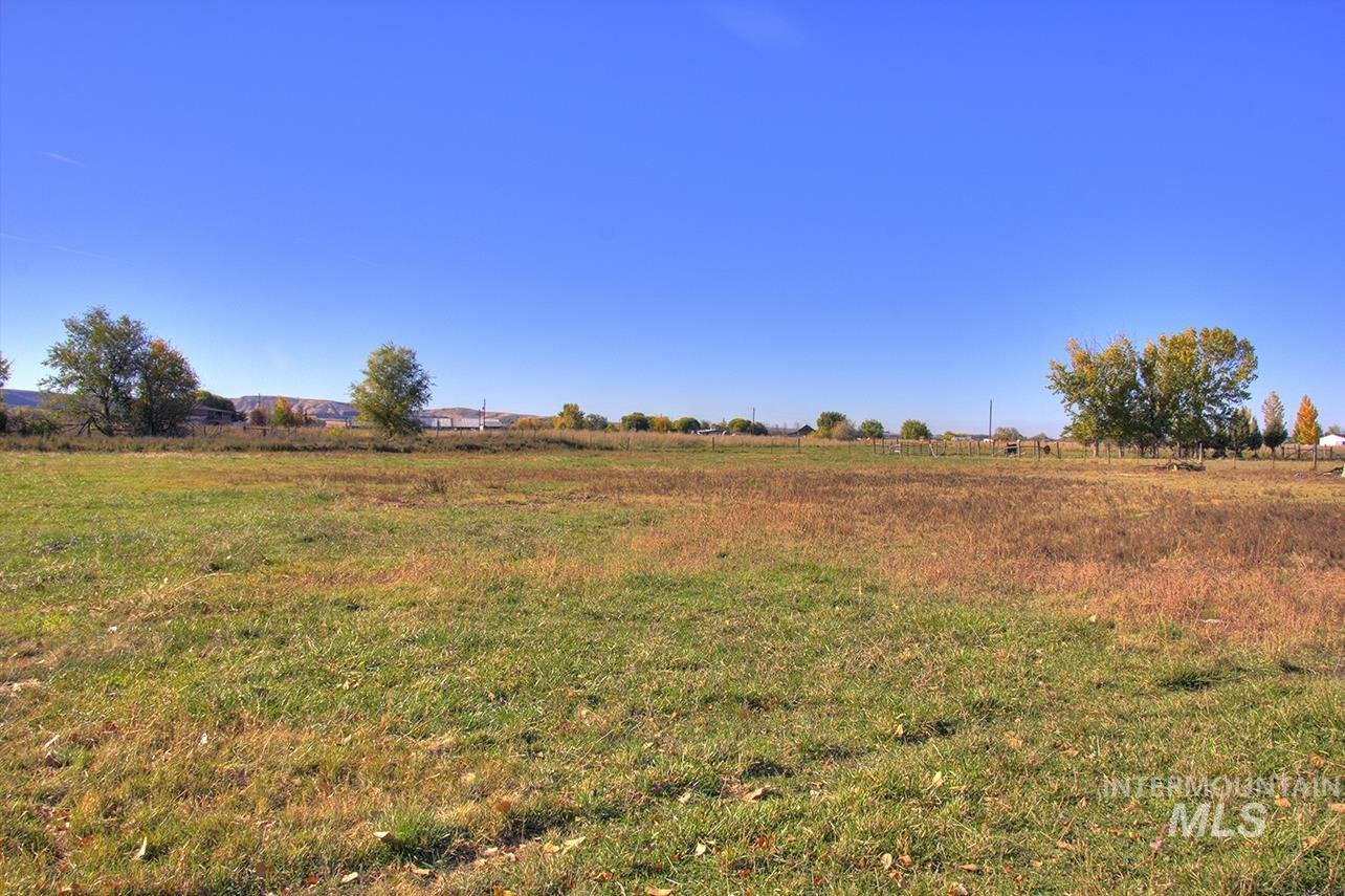 2625 Berglund Rd. Property Photo 42