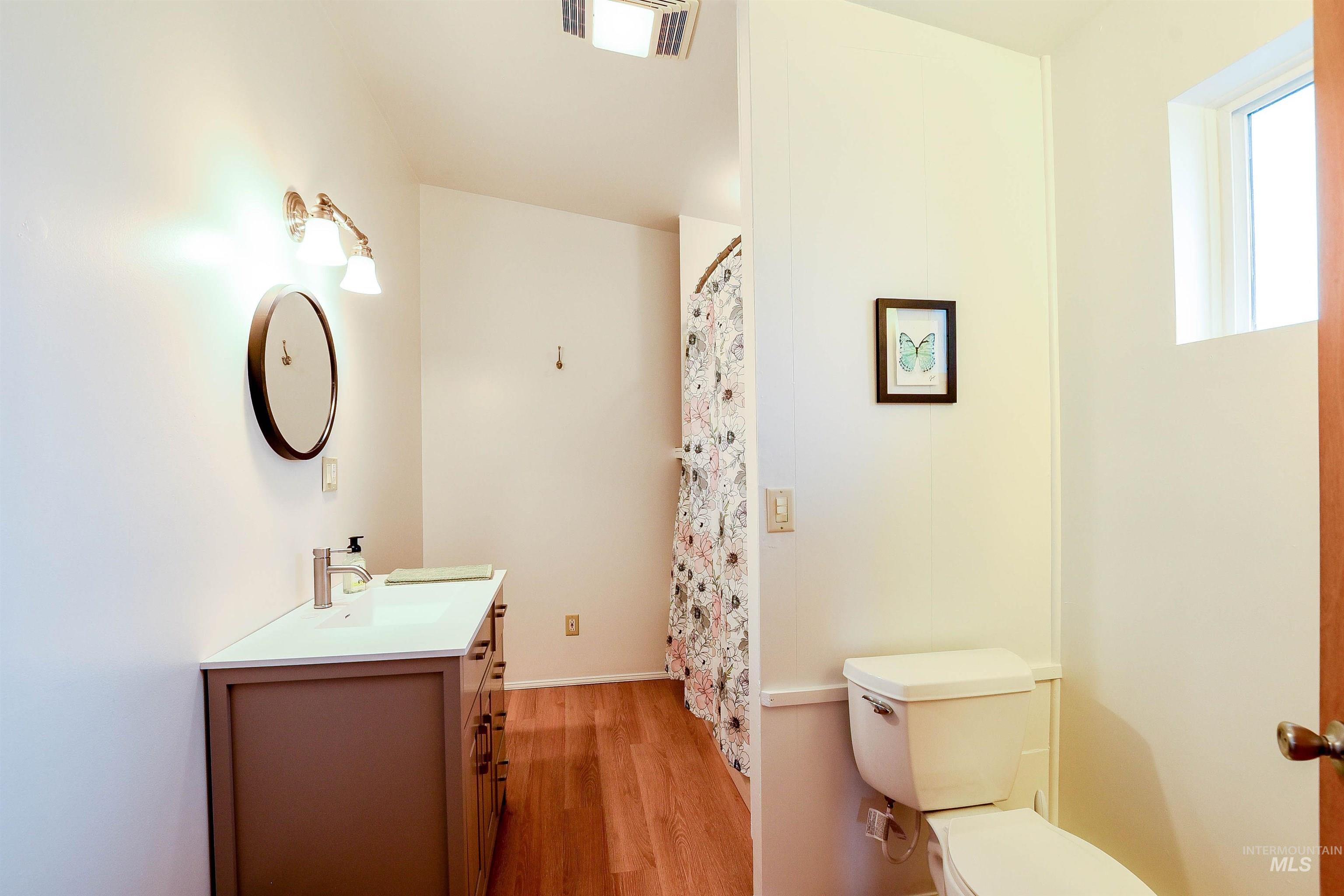 585 Pavel Ct Property Photo 22