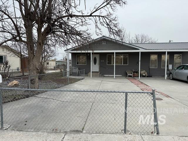 414 S 9th St Property Photo