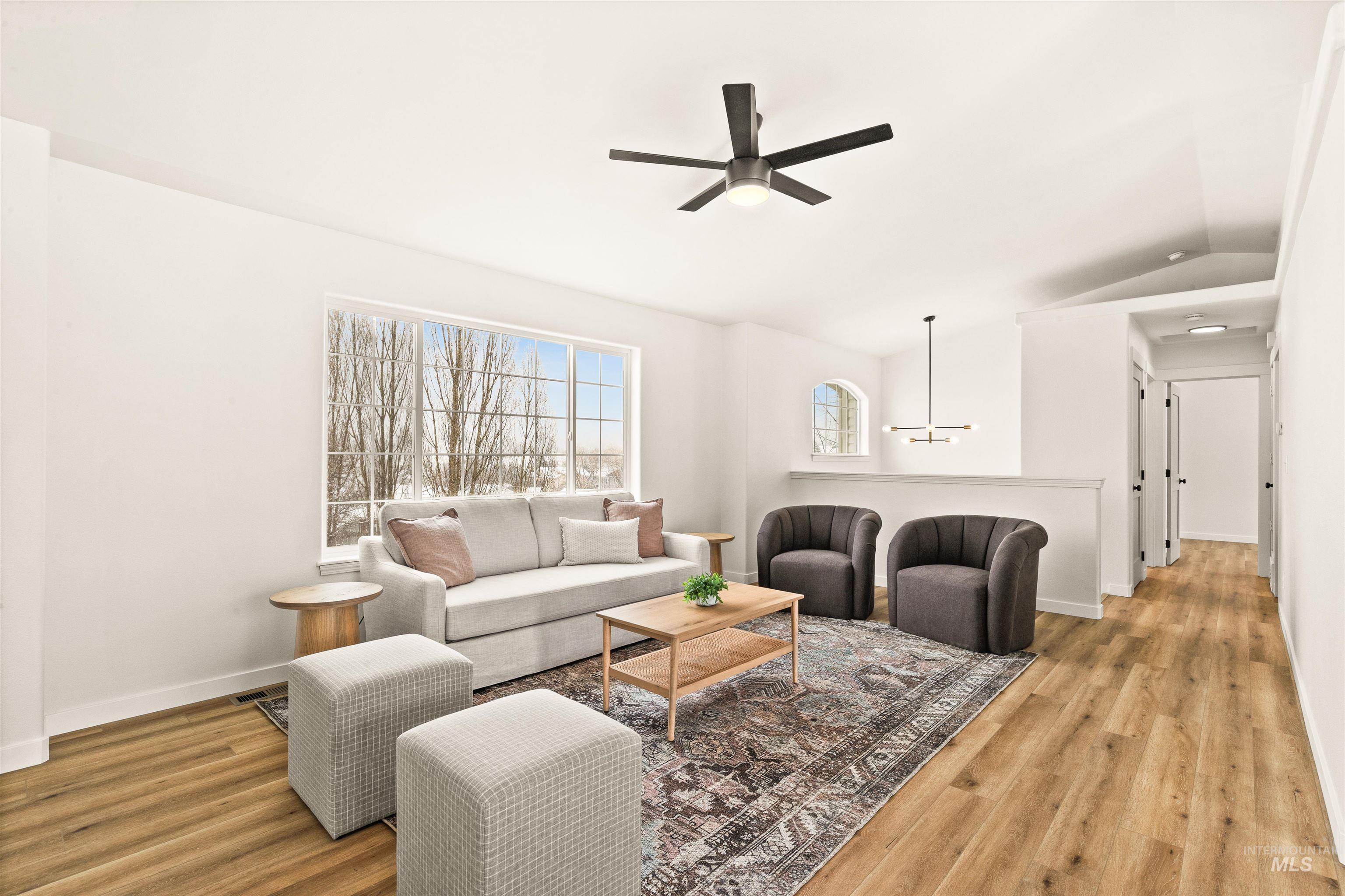 1303 Franklin Road Property Photo 3
