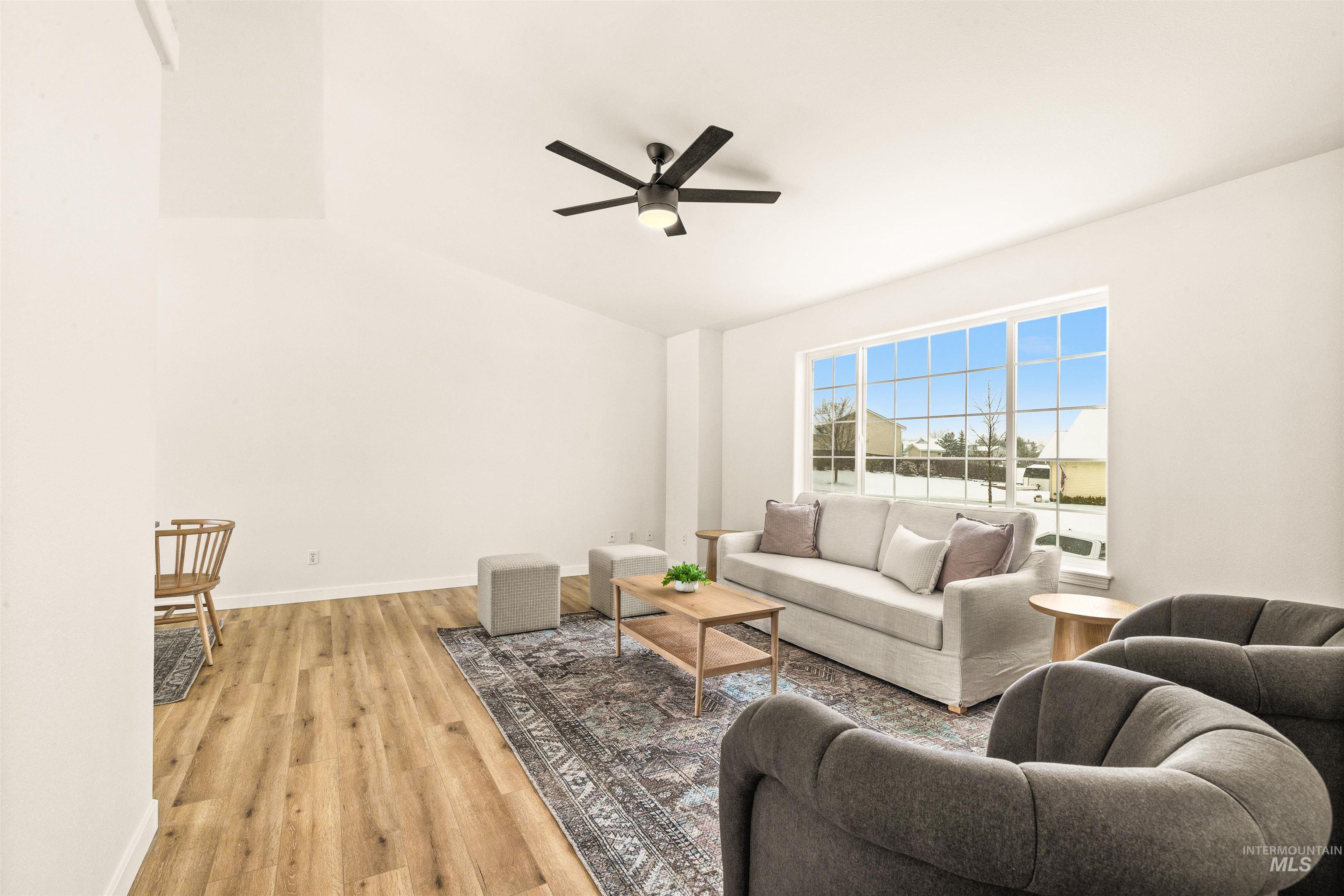 1303 Franklin Road Property Photo 4