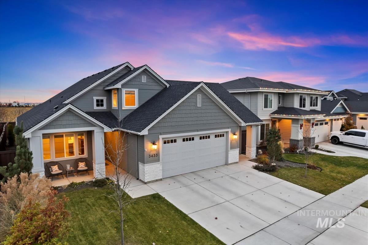 Bainbridge Real Estate Listings Main Image