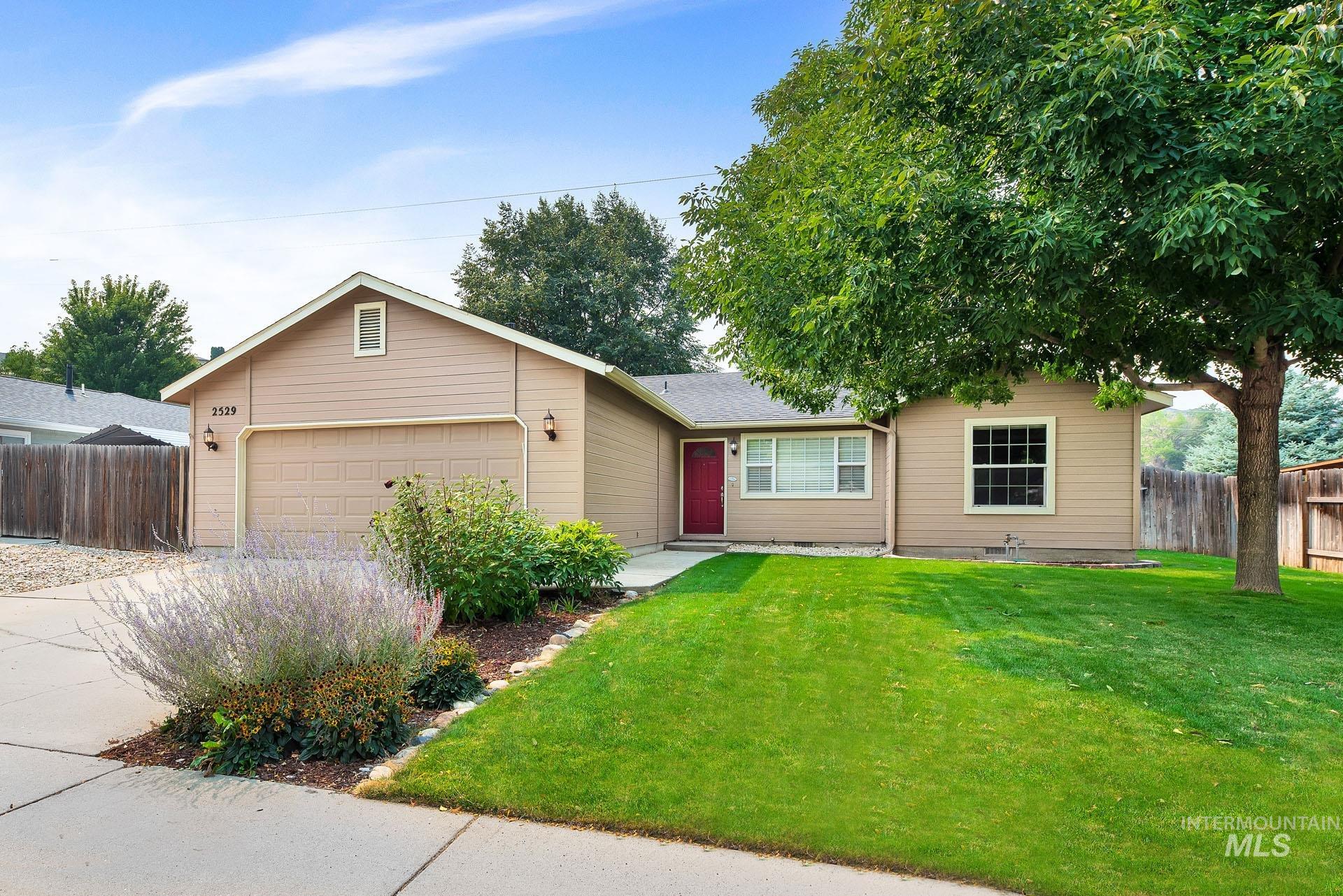 2529 E Mendota Dr. Property Photo