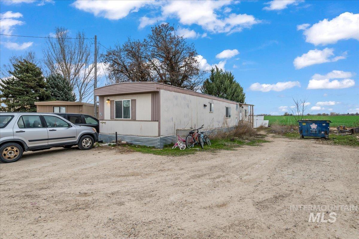 5601 E Locust Ln Property Photo 15
