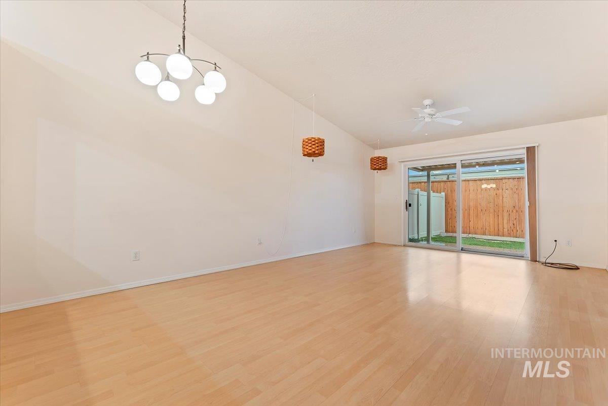 10433 W Bantam Street Property Photo 7