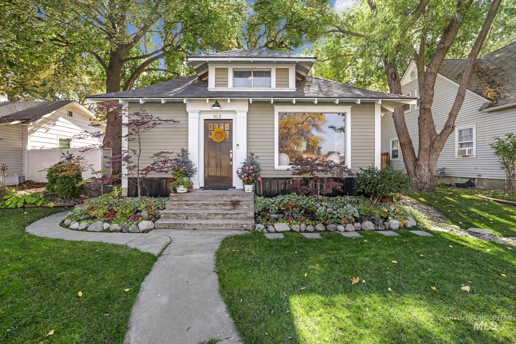 413 E Main Property Photo