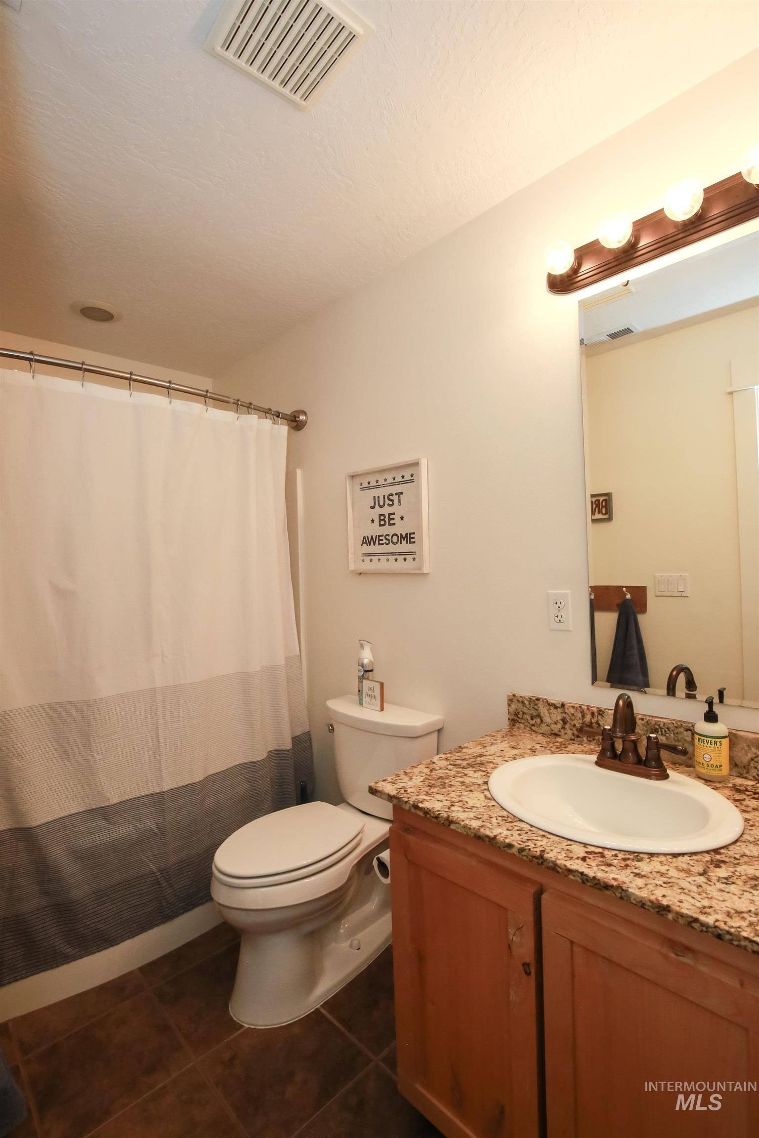 310 Crimson Circle E Property Photo 25