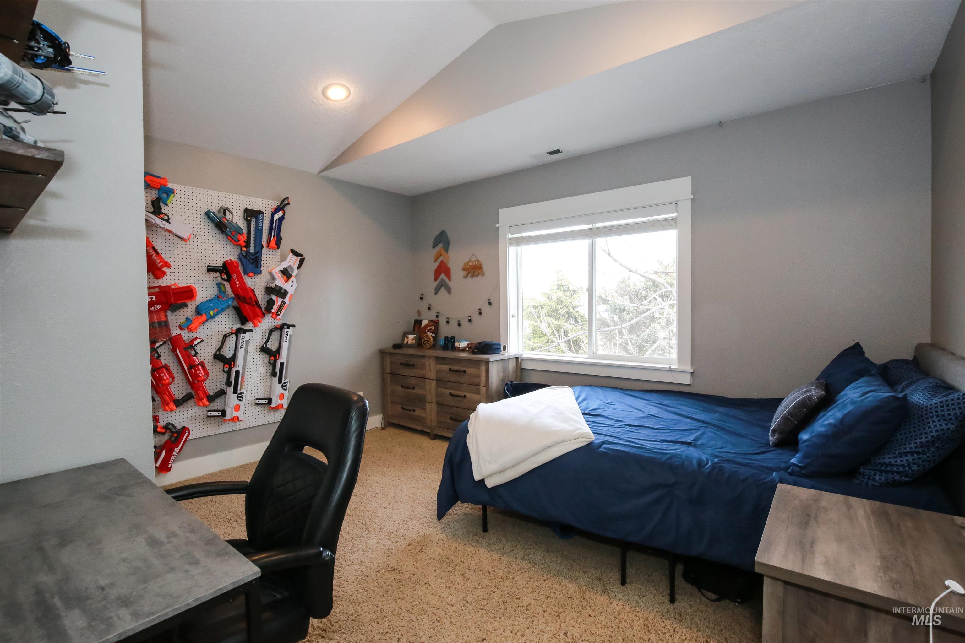 310 Crimson Circle E Property Photo 26