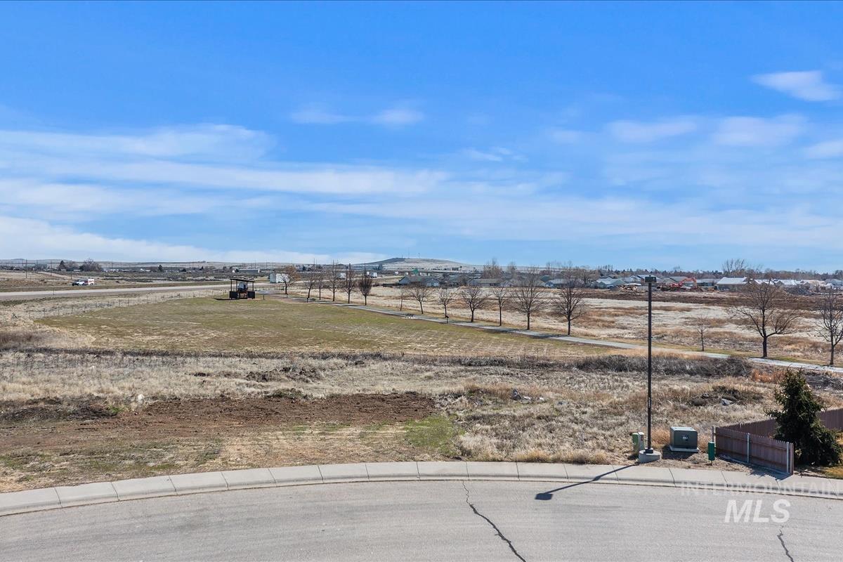 Tbd Lot 11 Ne Greystone Loop Property Photo 2