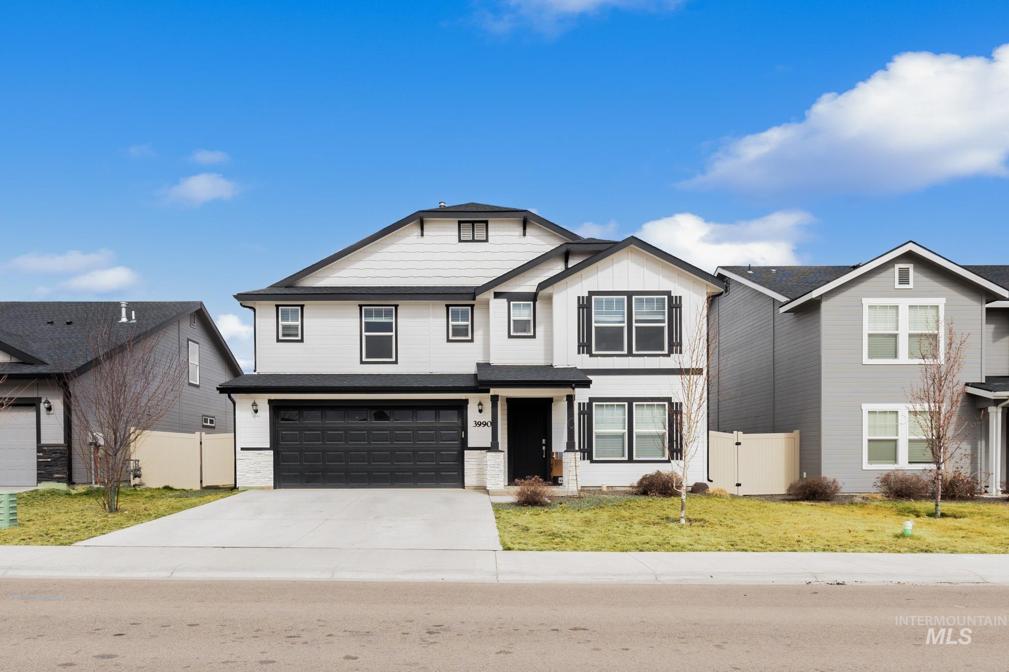 3990 E Hawk Ridge Dr. Property Photo 1