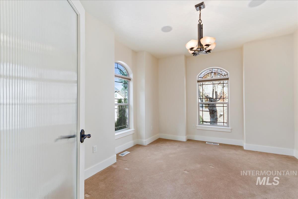 4020 S Talus Ave Property Photo 17