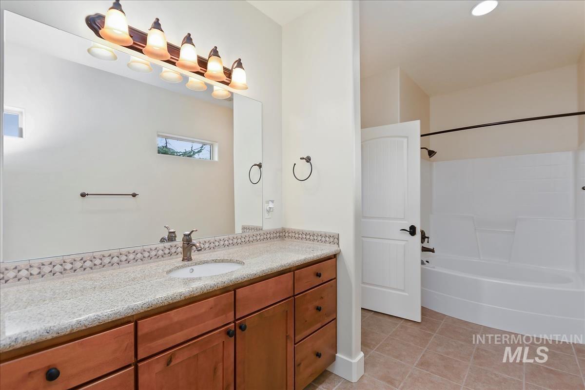 4020 S Talus Ave Property Photo 27