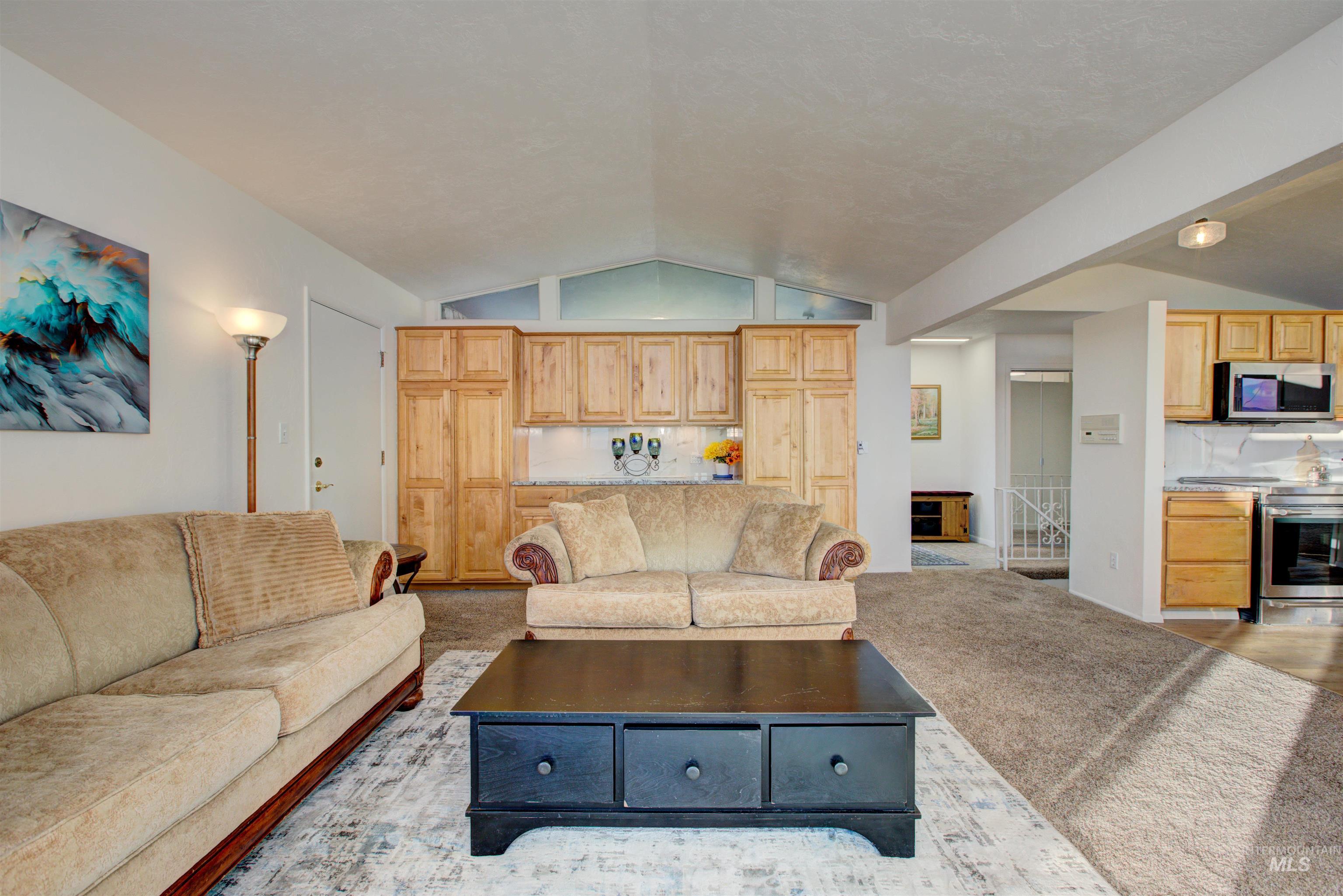 4420 N Ginzel Street Property Photo 7