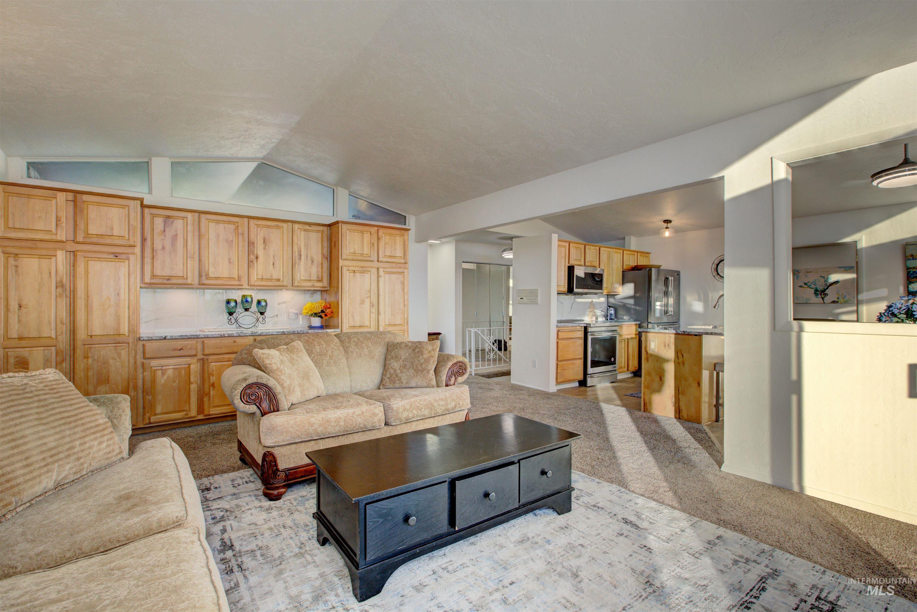 4420 N Ginzel Street Property Photo 8