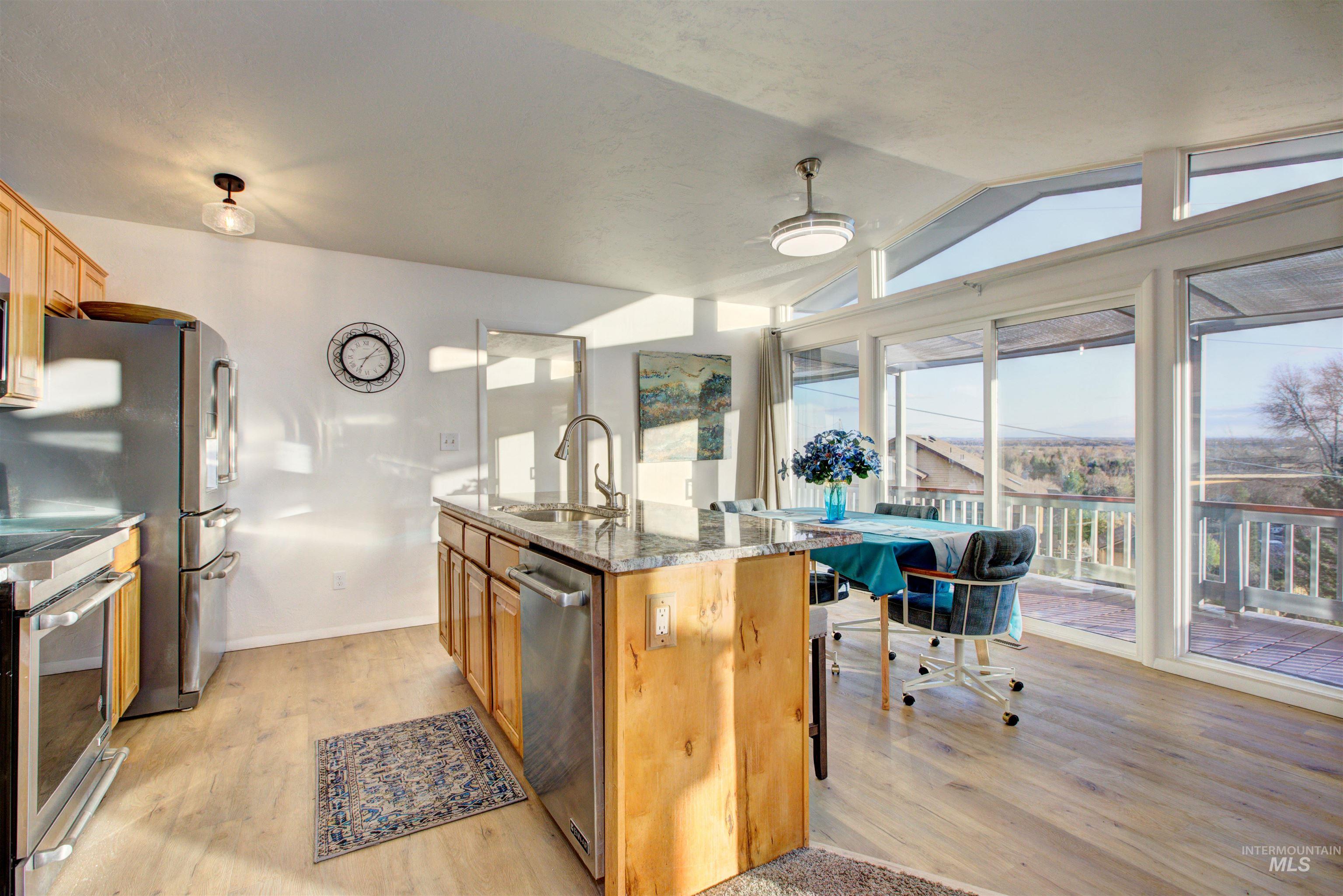 4420 N Ginzel Street Property Photo 9