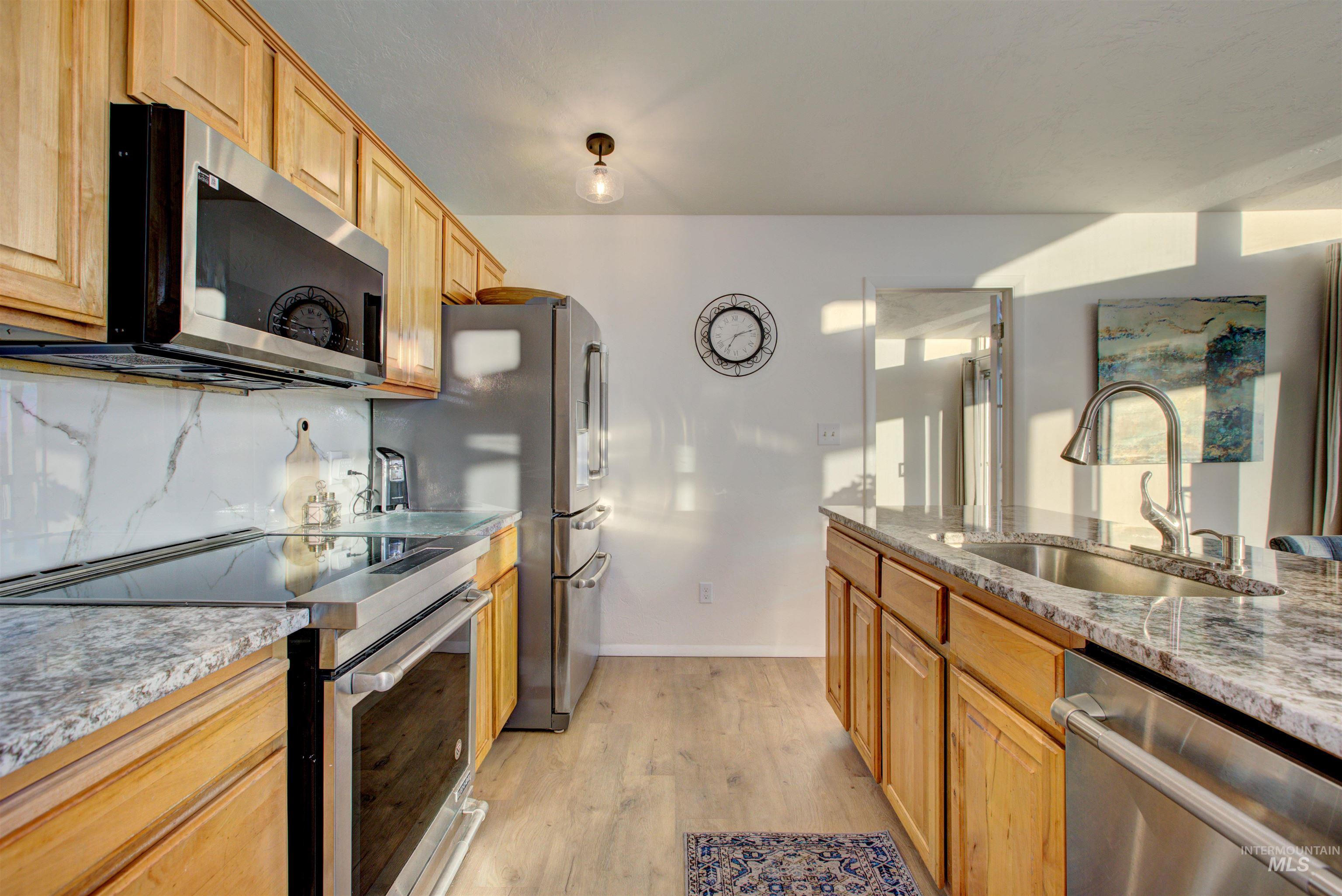 4420 N Ginzel Street Property Photo 13