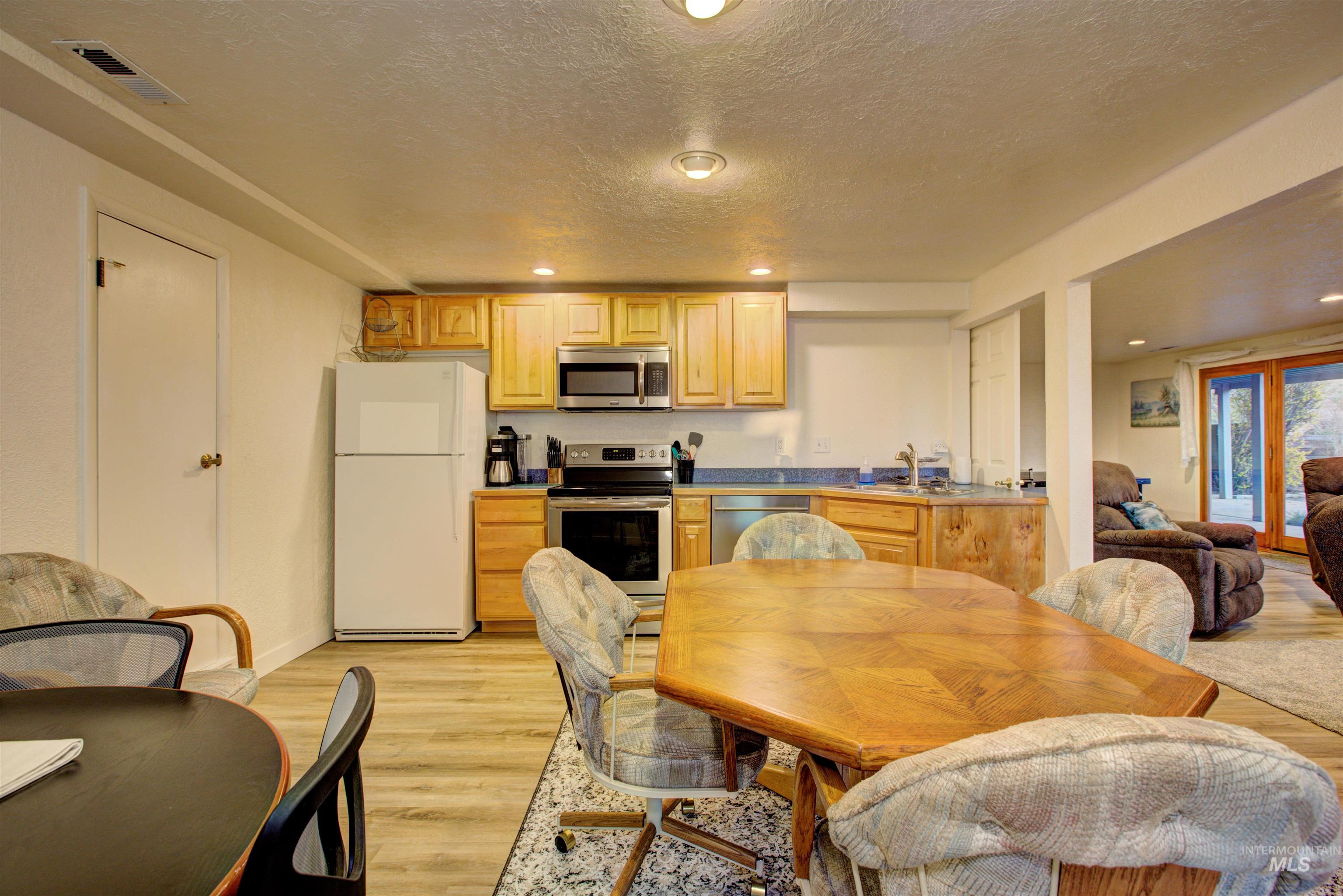 4420 N Ginzel Street Property Photo 33