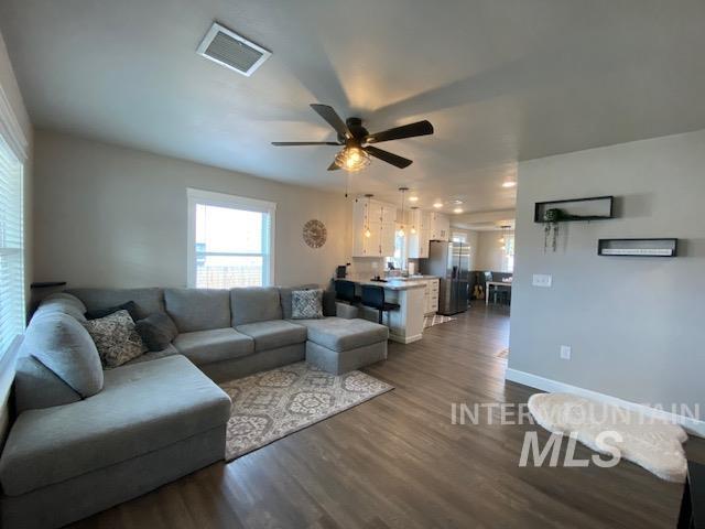 1123 9th Street Property Photo 3