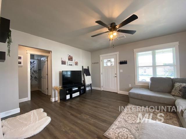 1123 9th Street Property Photo 5