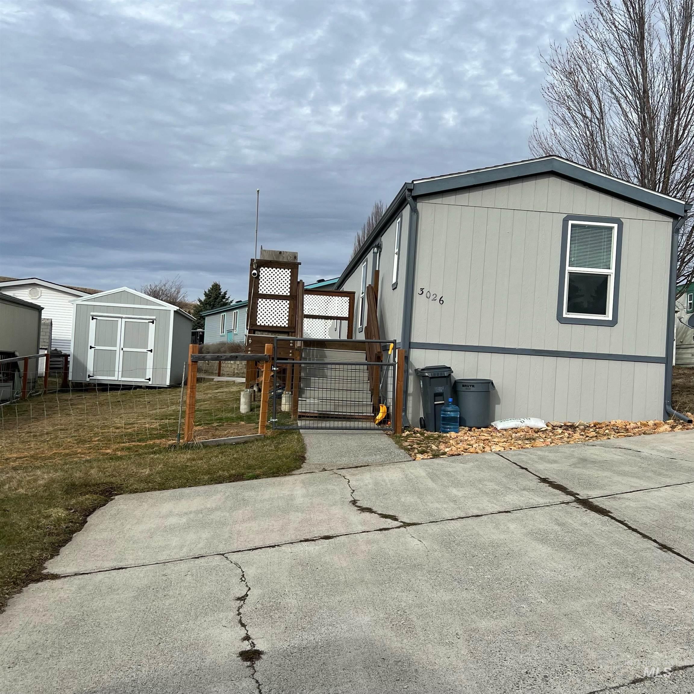 609 N Almon Property Photo