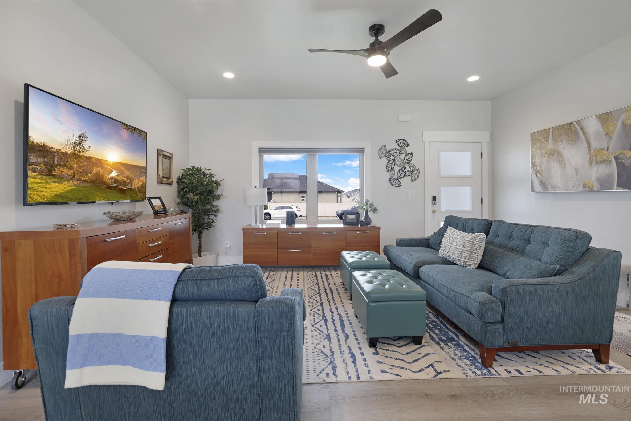 839 Trout Creek Way Property Photo 10