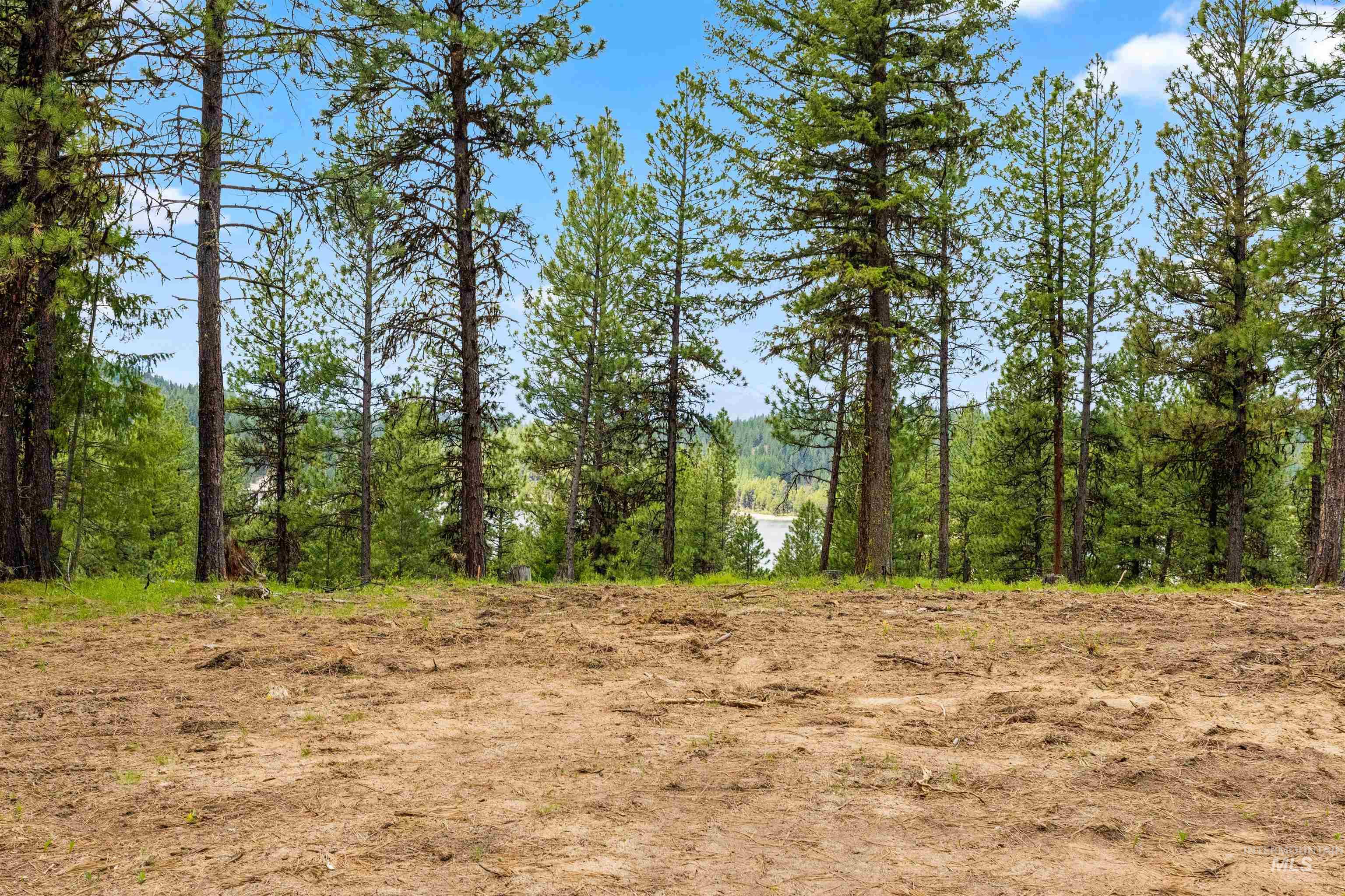 152 Pointes Rd Property Photo 16
