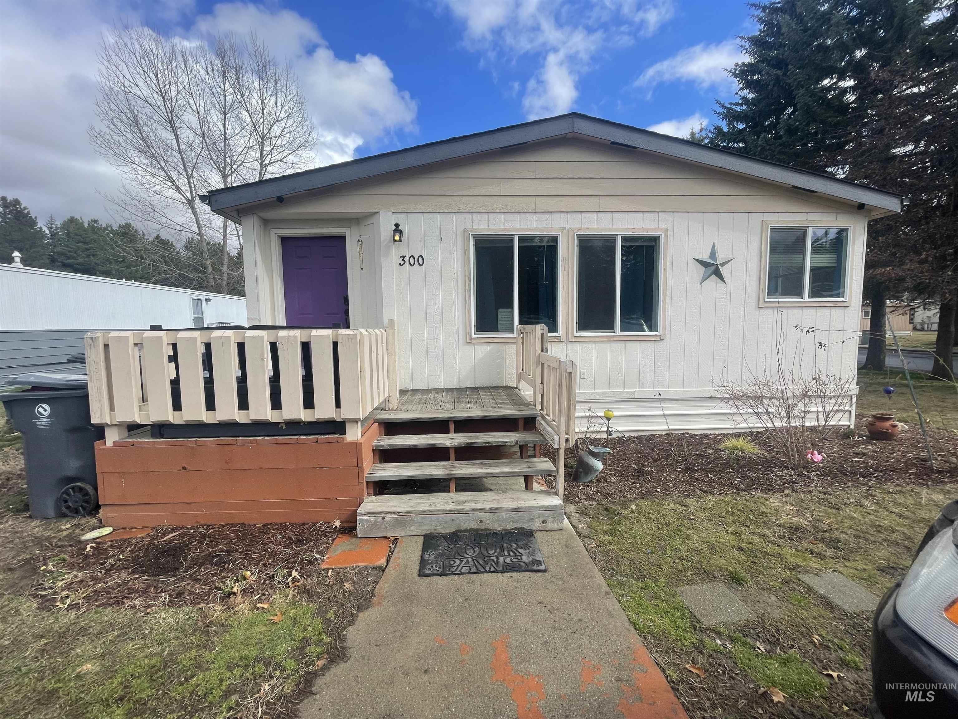 411 N Almon Property Photo