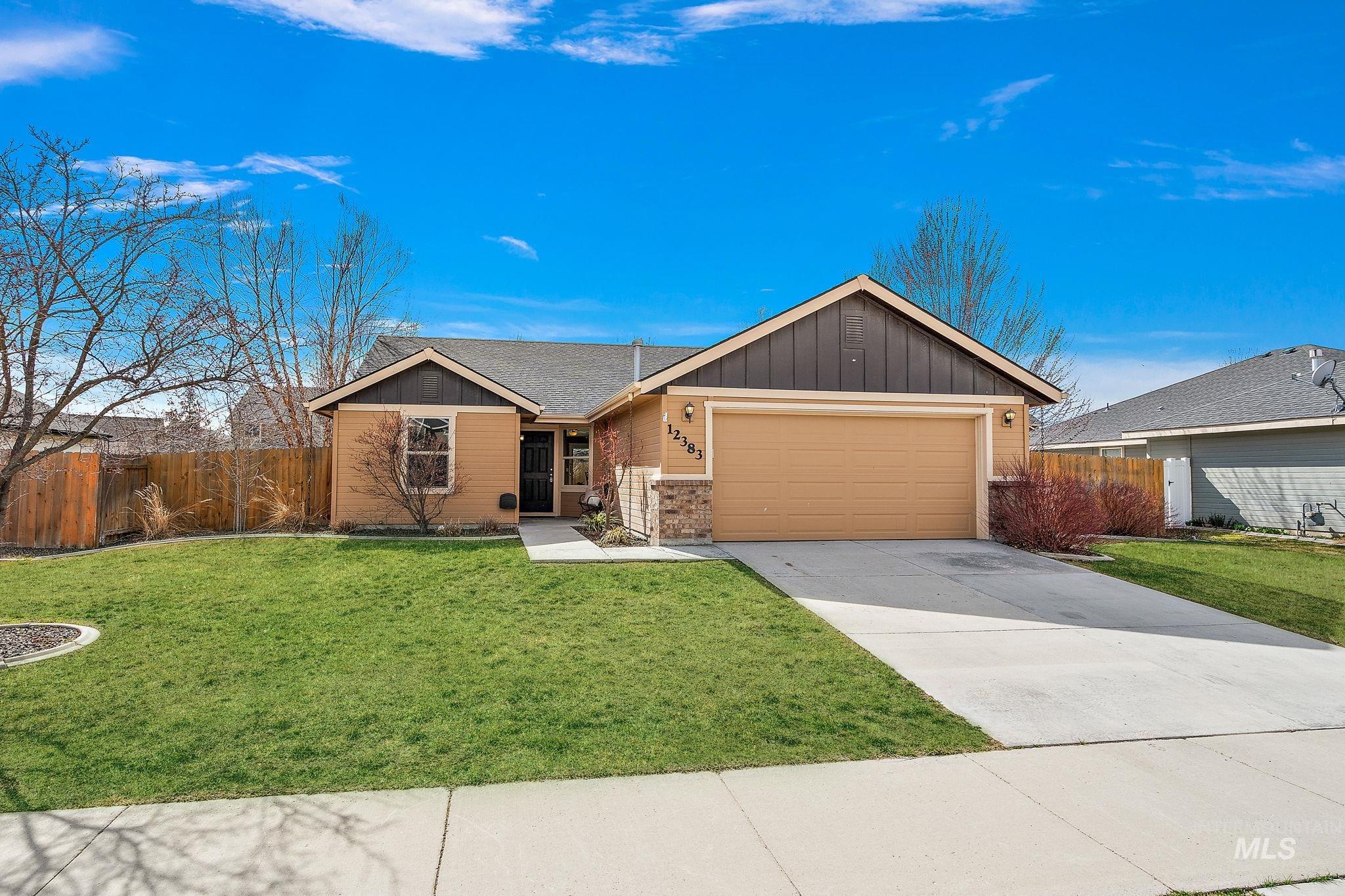 12383 W Kempshire Dr. Property Photo