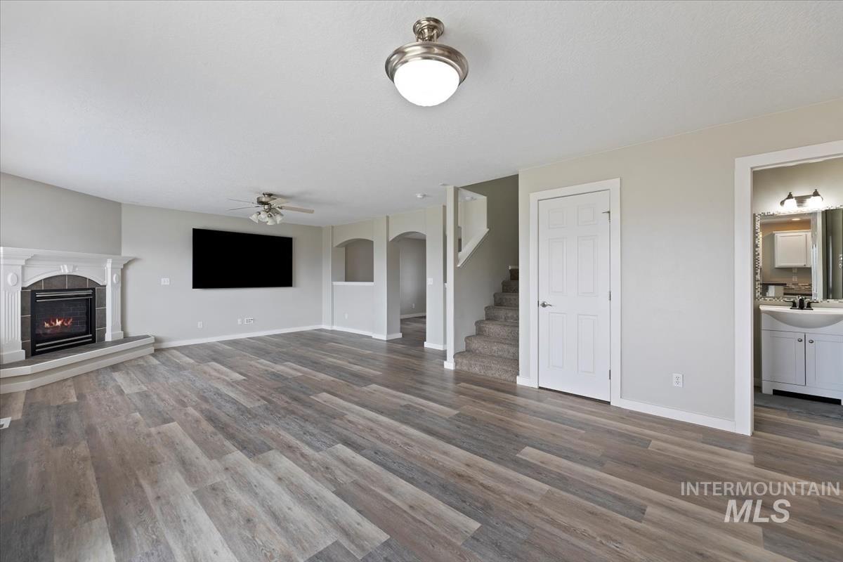535 N Moonglow Place Property Photo 9
