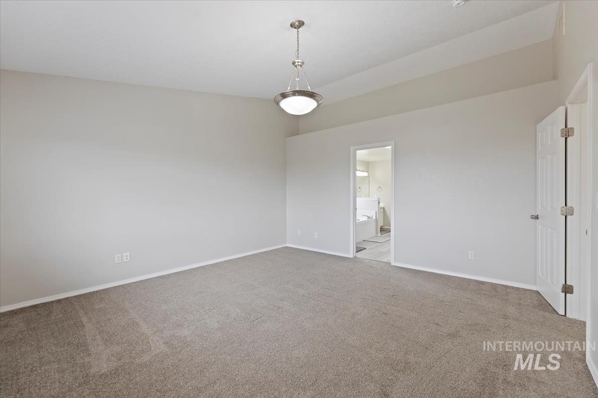 535 N Moonglow Place Property Photo 23