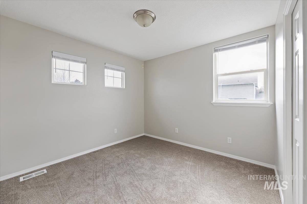 535 N Moonglow Place Property Photo 32
