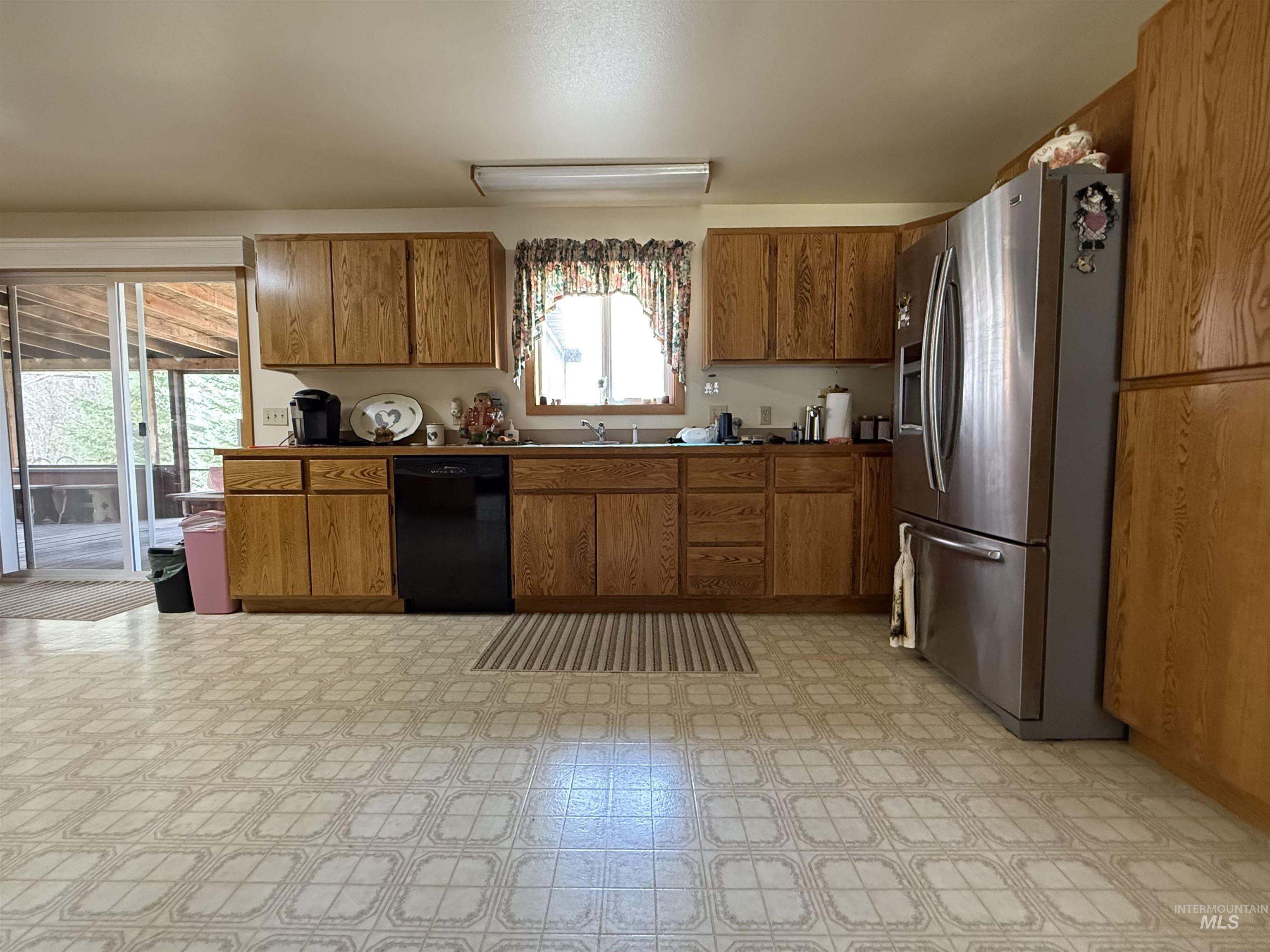 3731 Highway 13 Property Photo 8