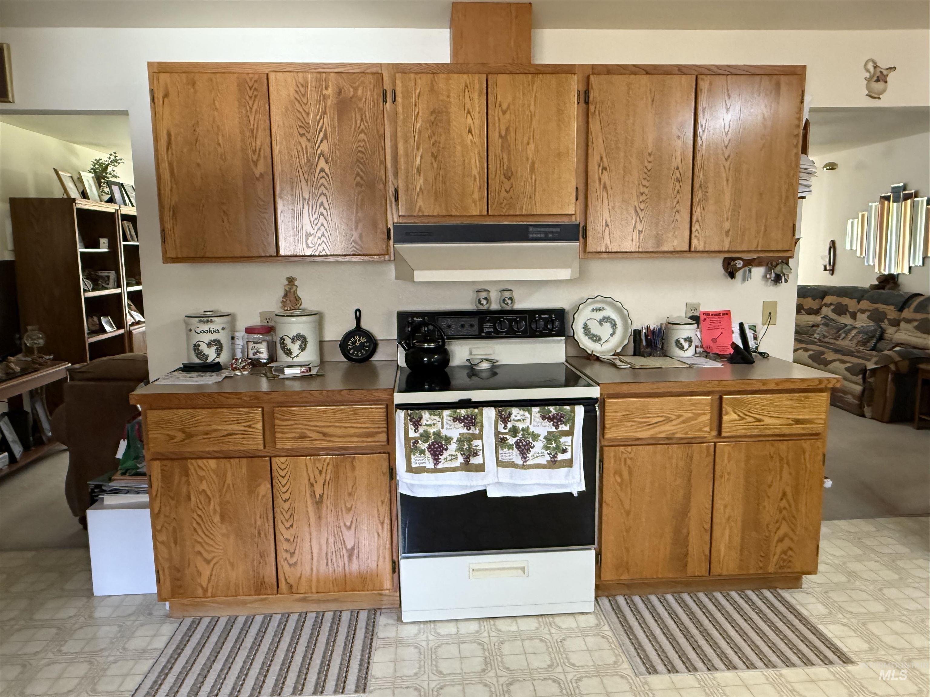 3731 Highway 13 Property Photo 10