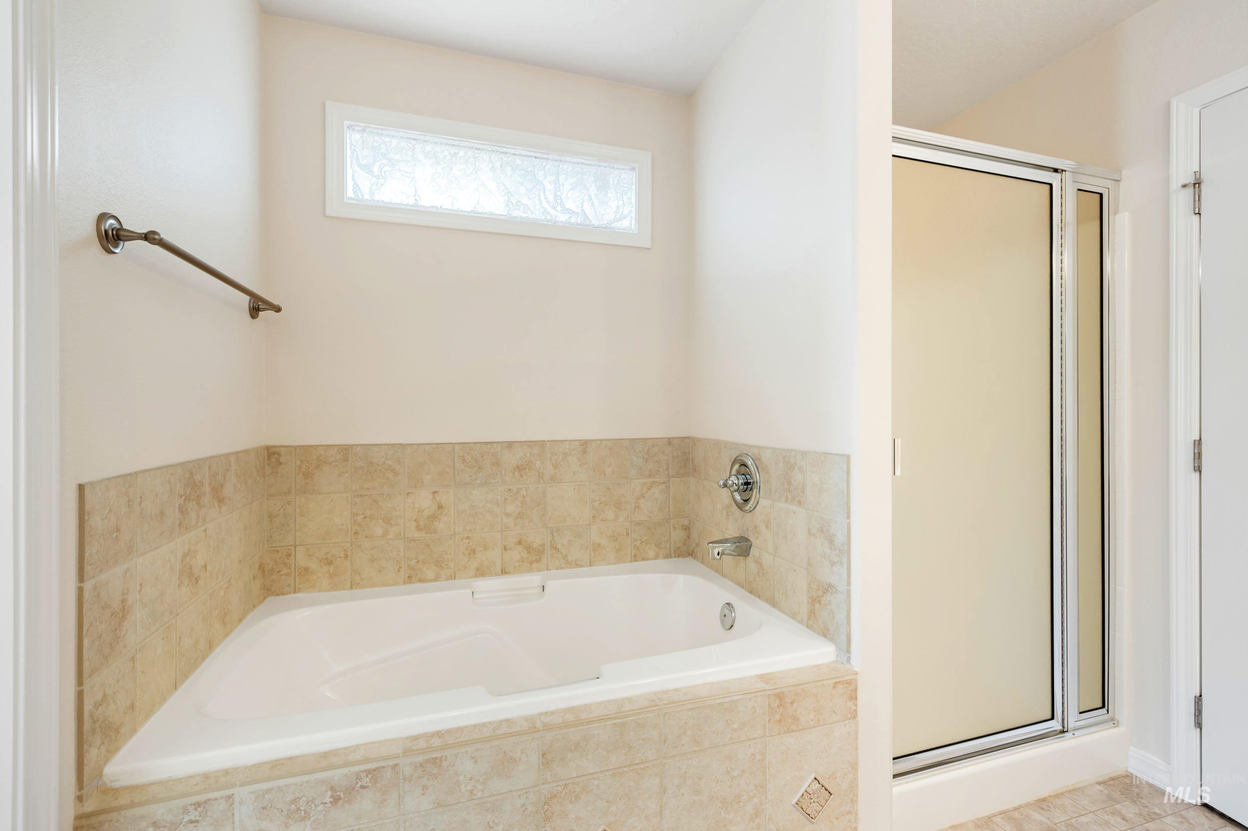 5475 N Mendelson Ave Property Photo 26