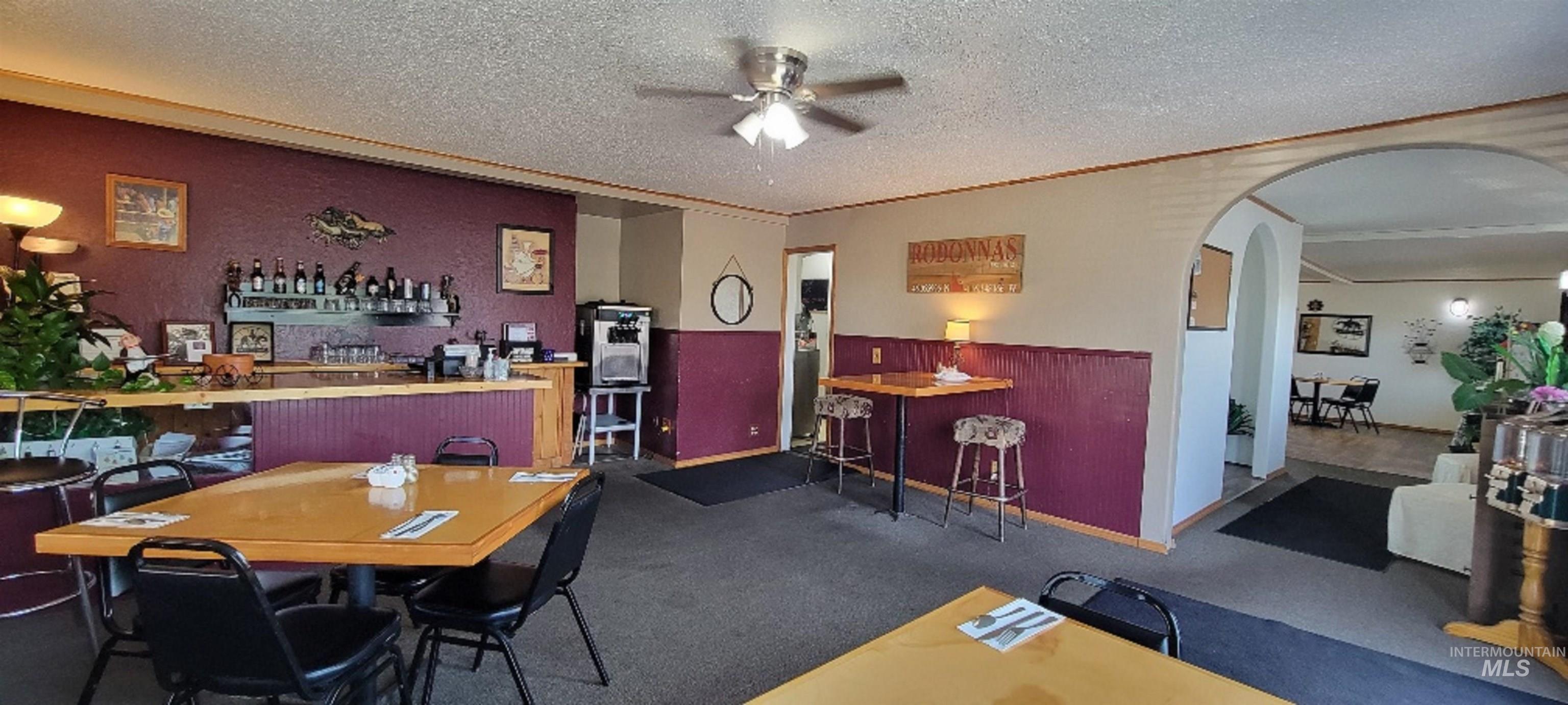 407 Foster Street Property Photo 7