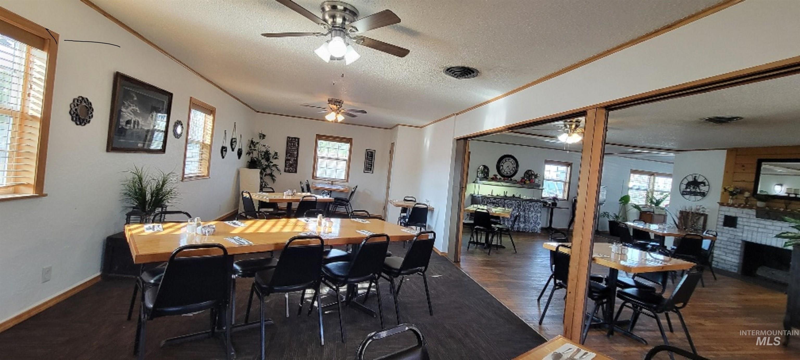 407 Foster Street Property Photo 12