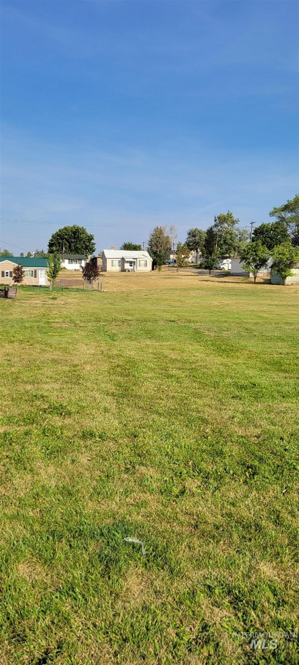 407 Foster Street Property Photo 15