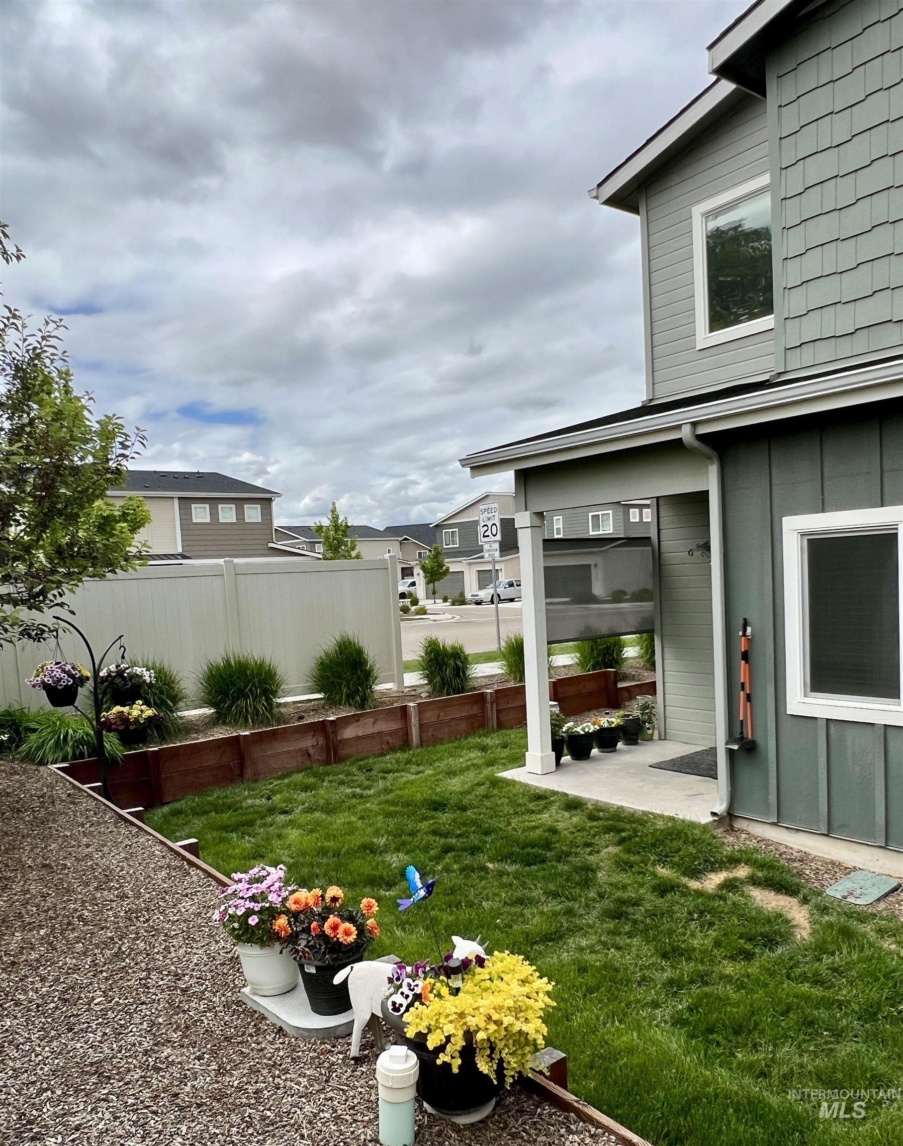 5710 Cherry Property Photo 3