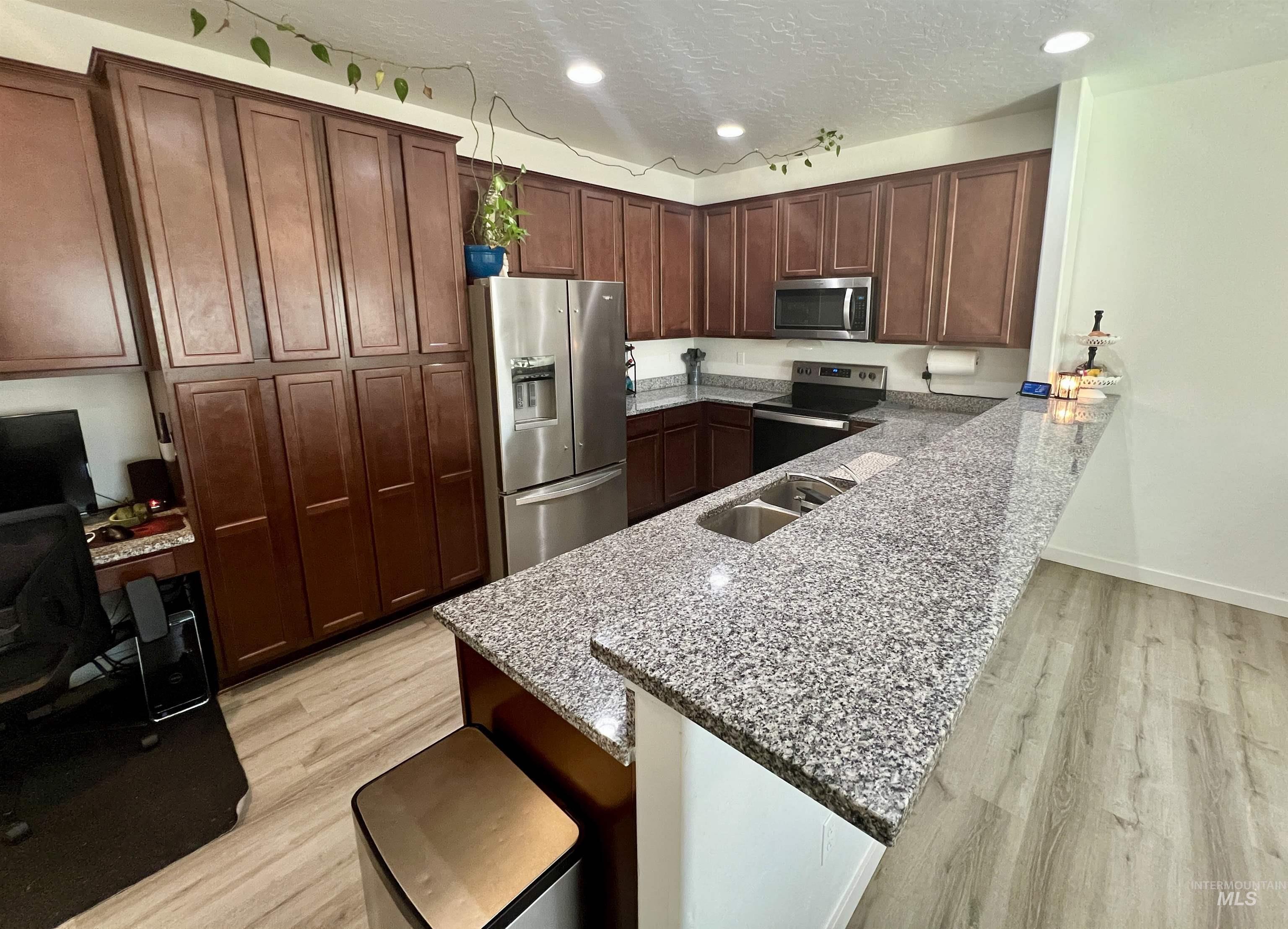 5710 Cherry Property Photo 7