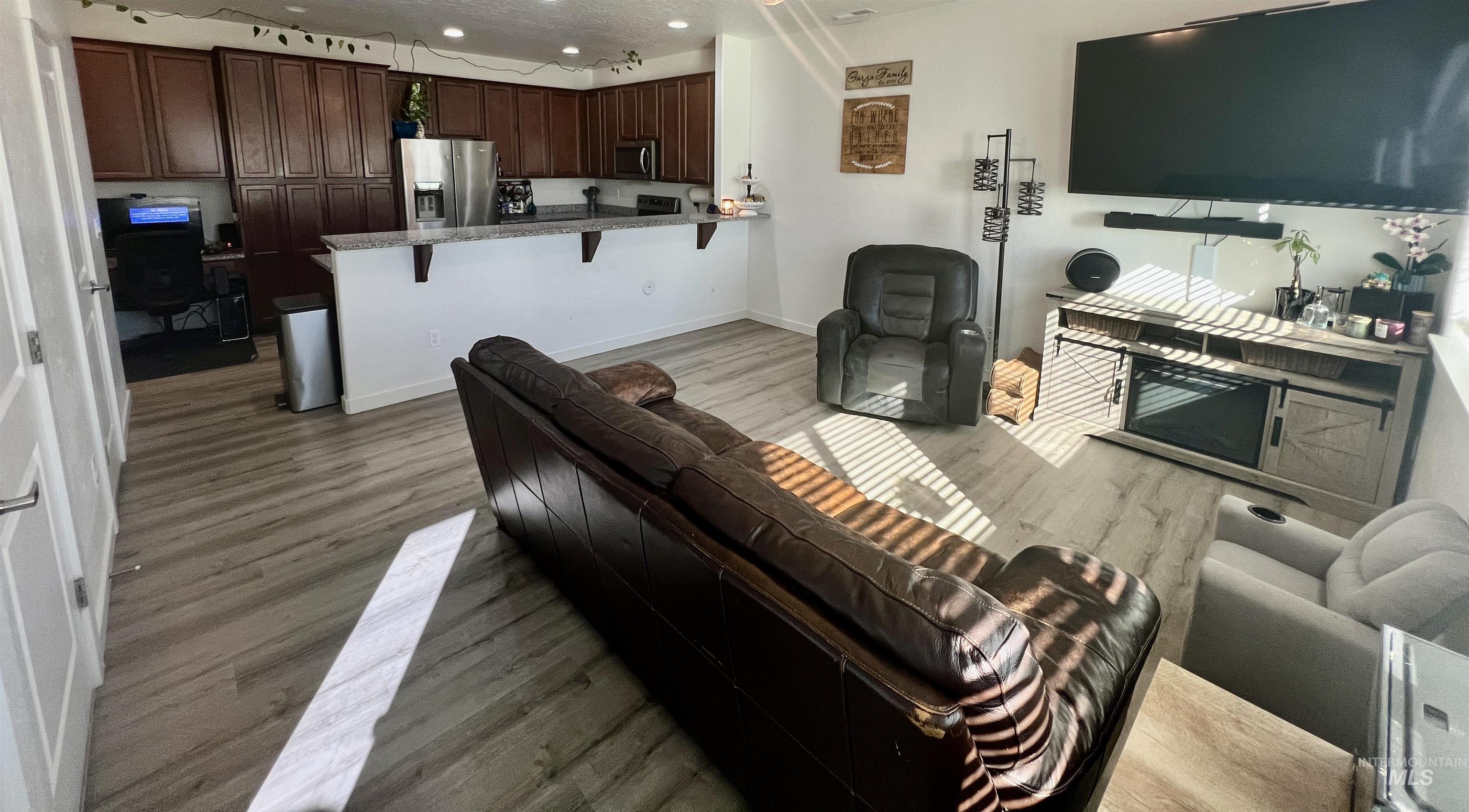5710 Cherry Property Photo 8