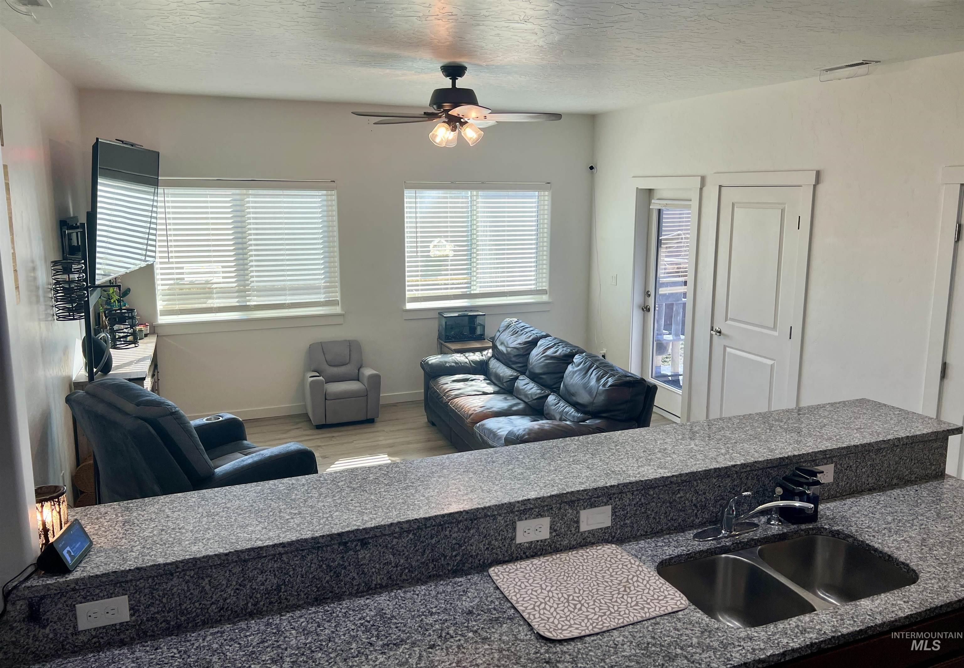 5710 Cherry Property Photo 9