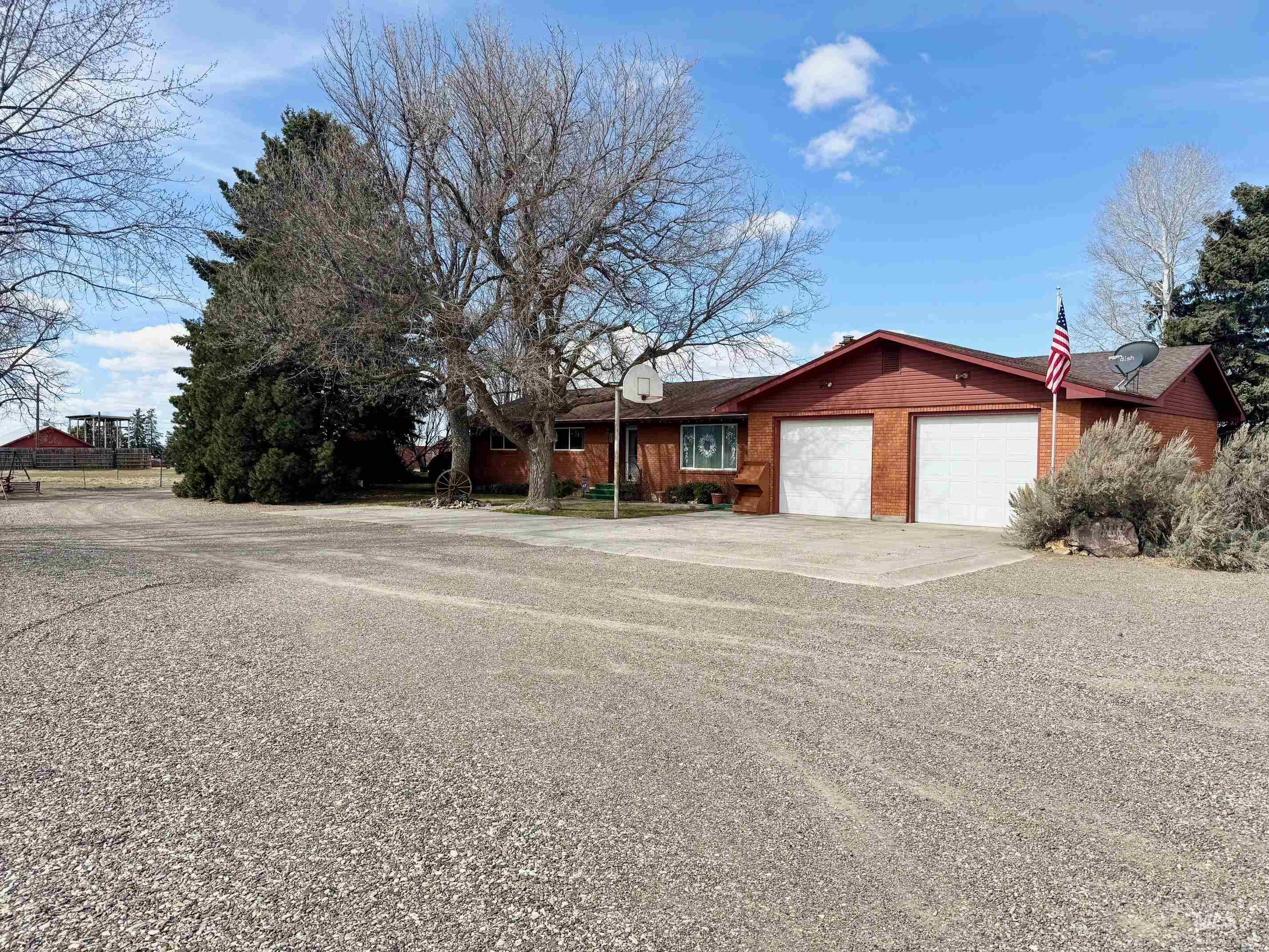 200 N 200 E Property Photo 2