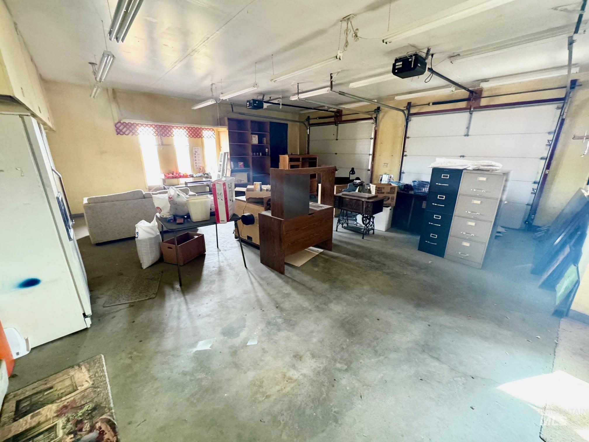 200 N 200 E Property Photo 23