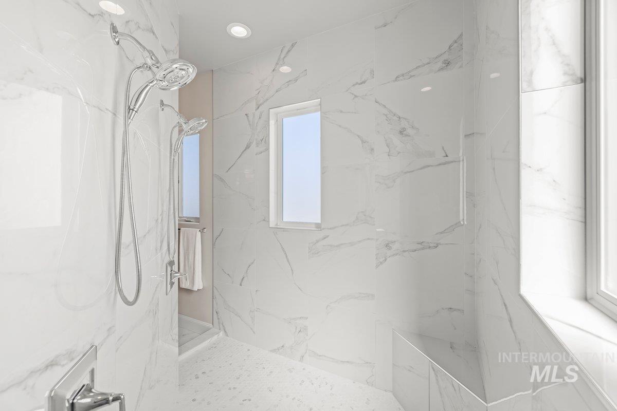 844 S Lake Pointe Way Property Photo 29