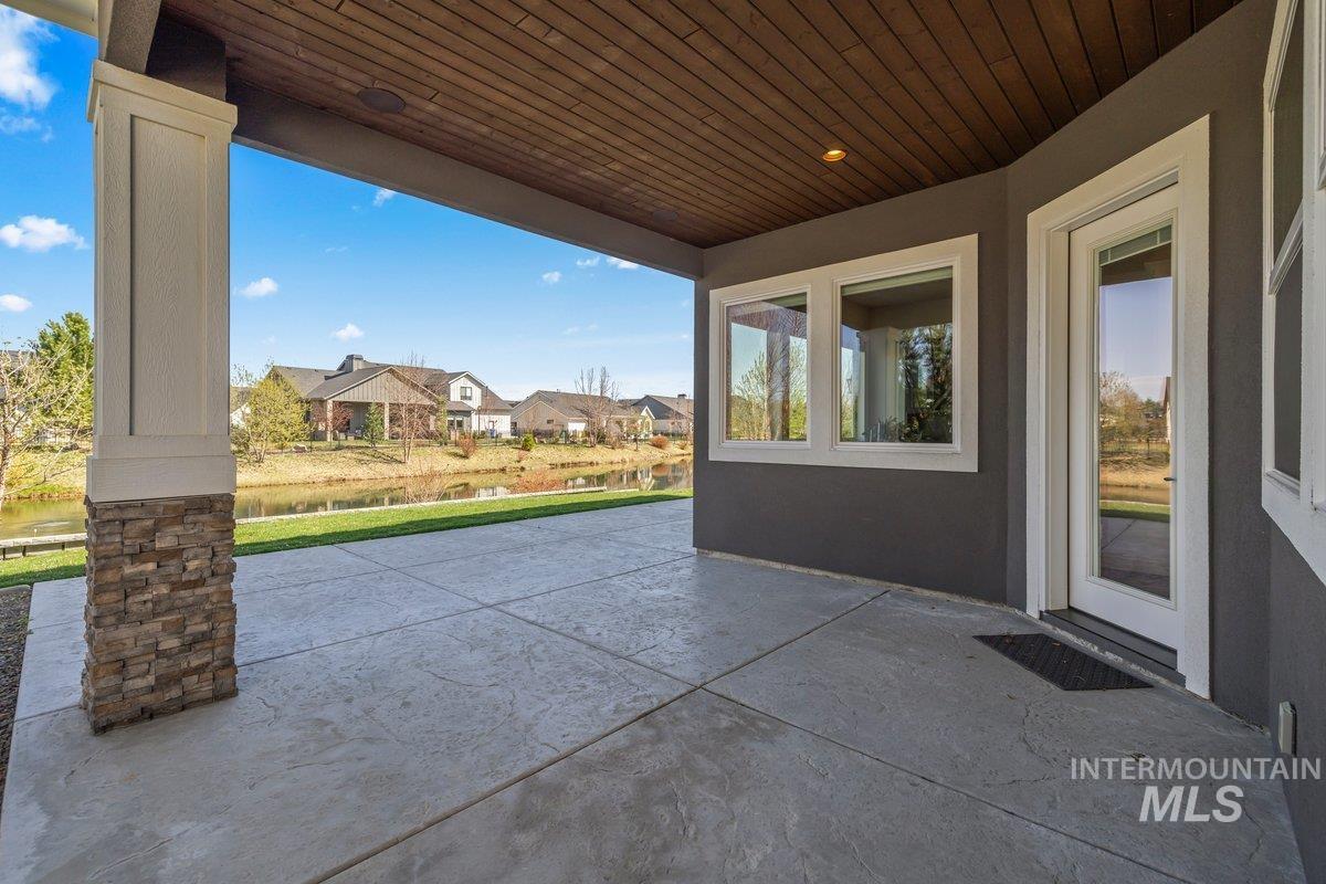 844 S Lake Pointe Way Property Photo 39