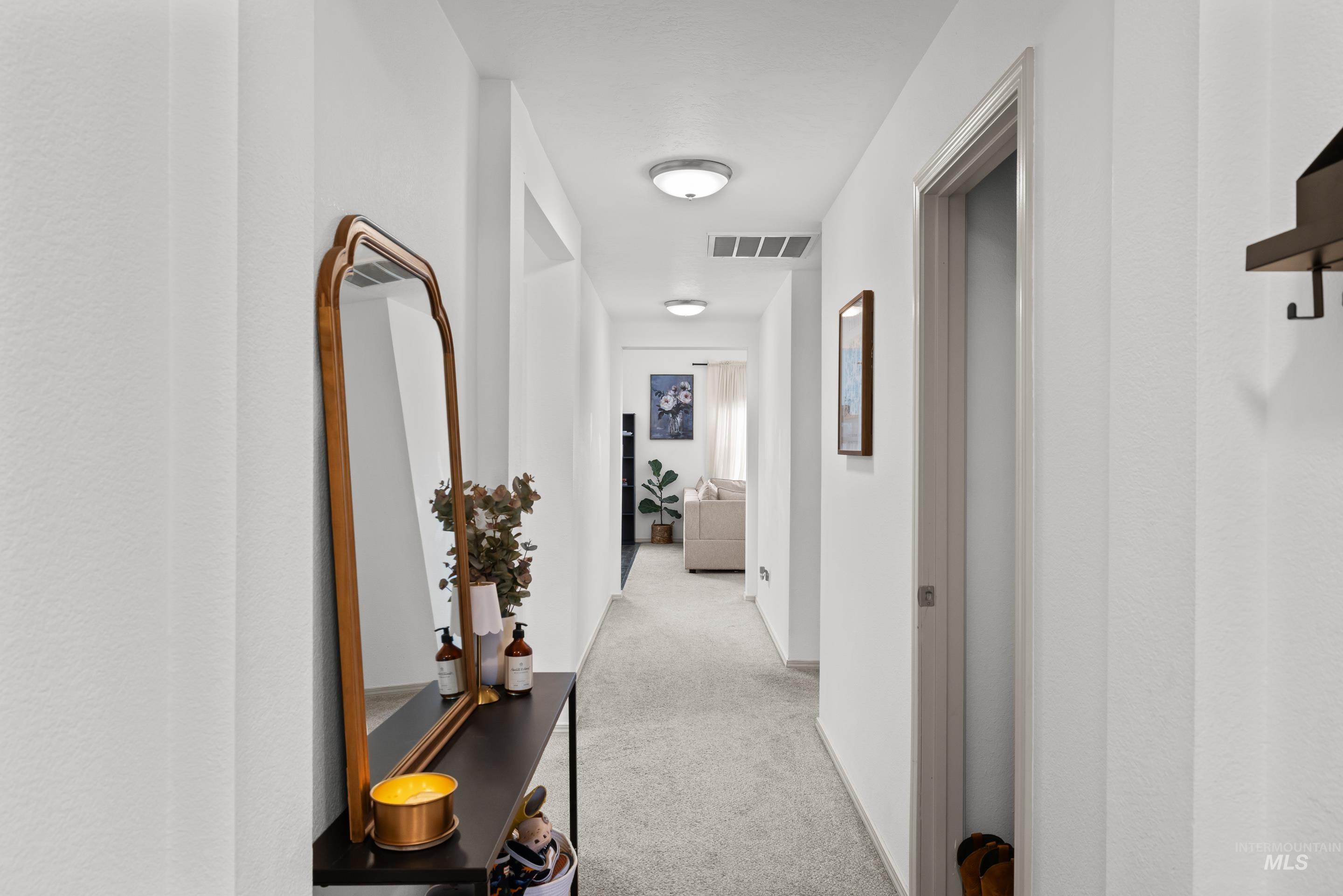 1755 Sw Levant Property Photo 6