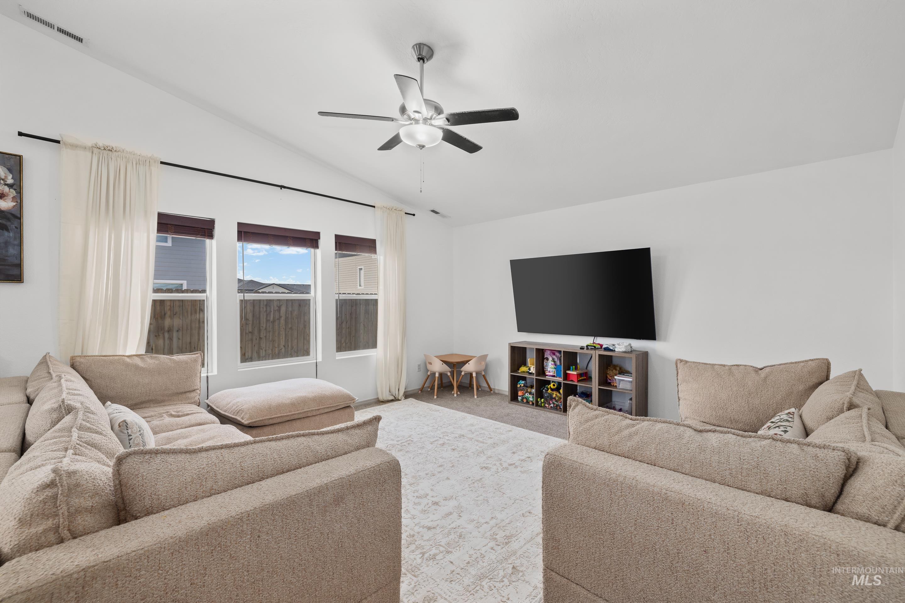 1755 Sw Levant Property Photo 8