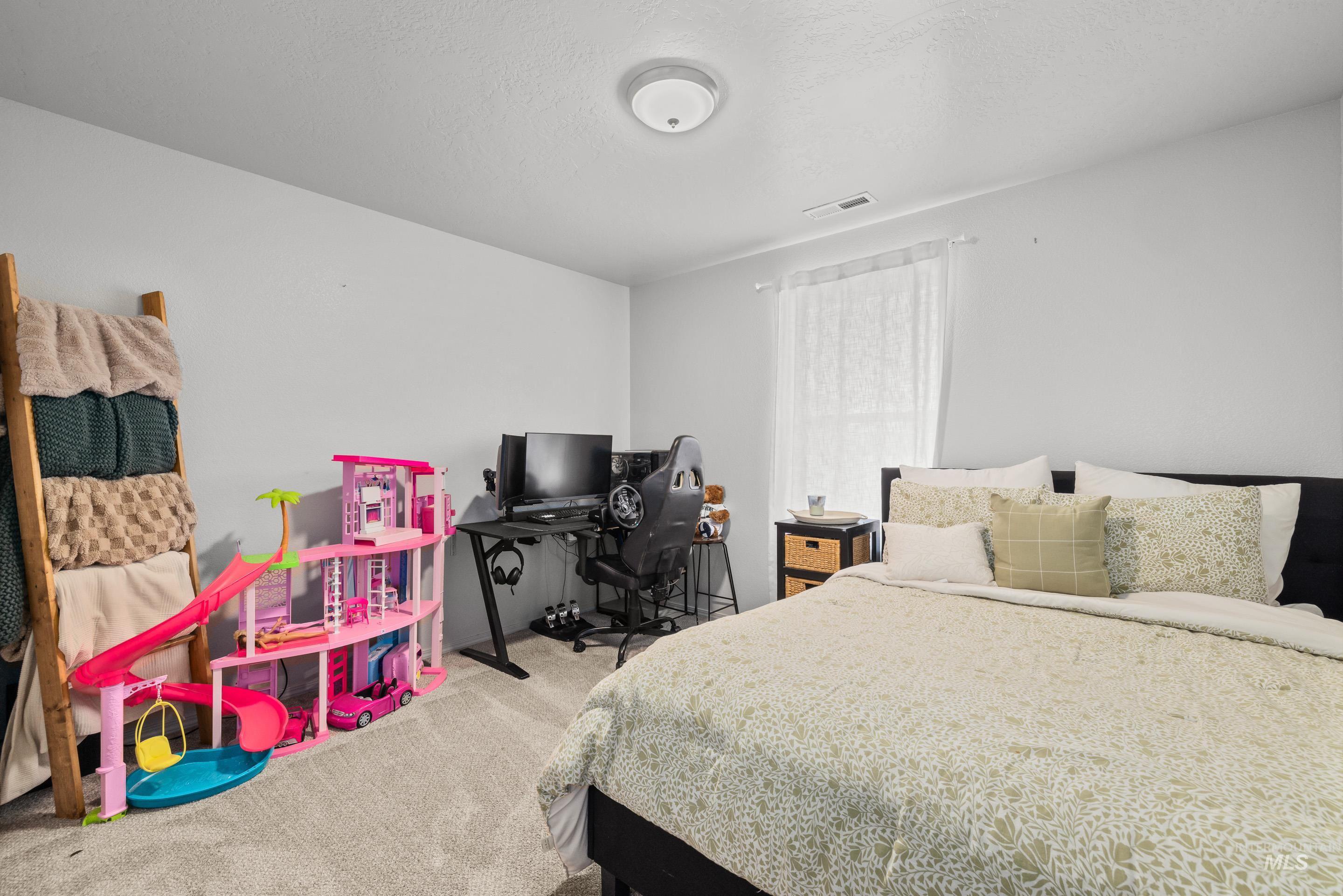 1755 Sw Levant Property Photo 26